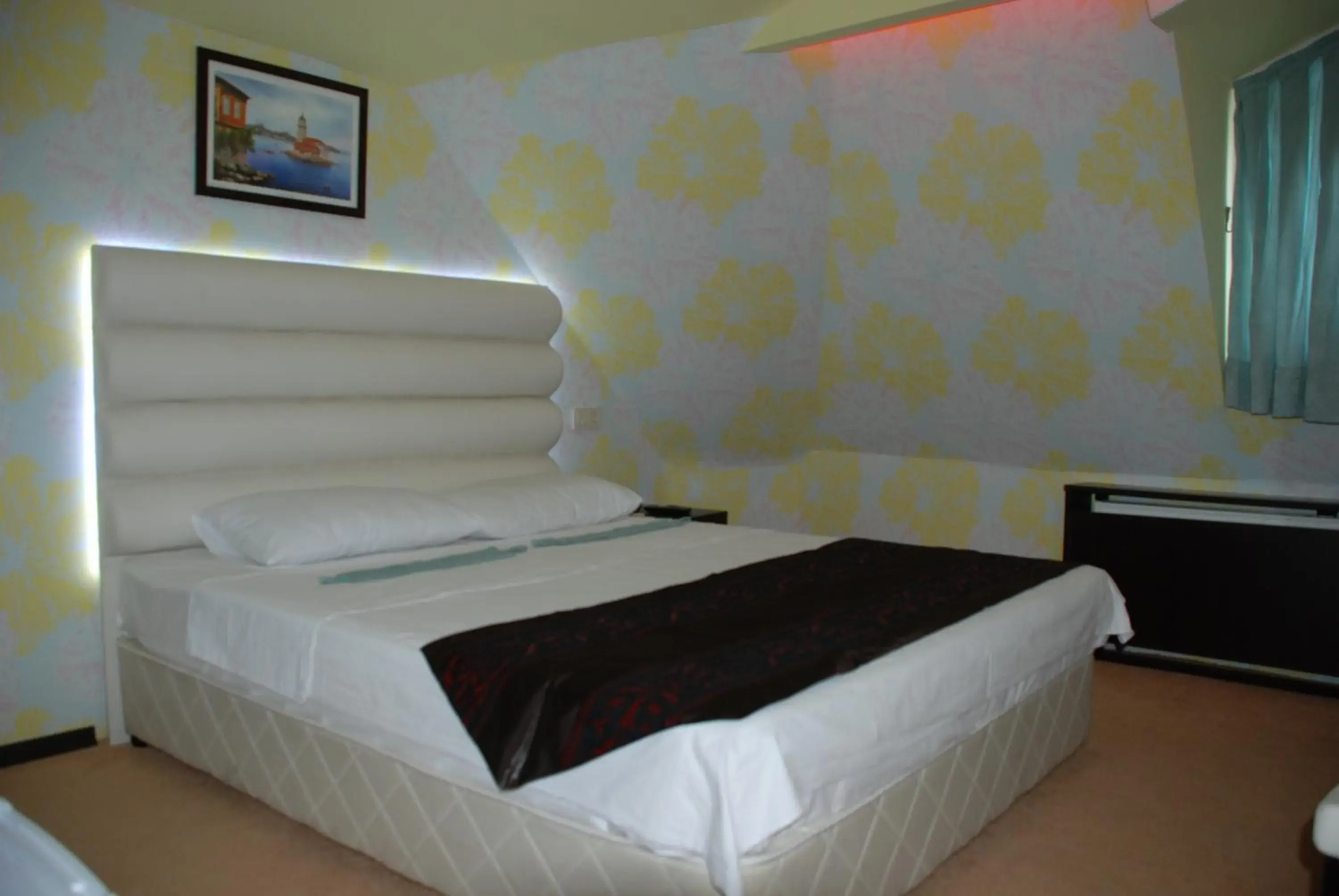 Photo of the whole room, Bed in Hotel Timya Photo of the whole room, Bed in Hotel Timya