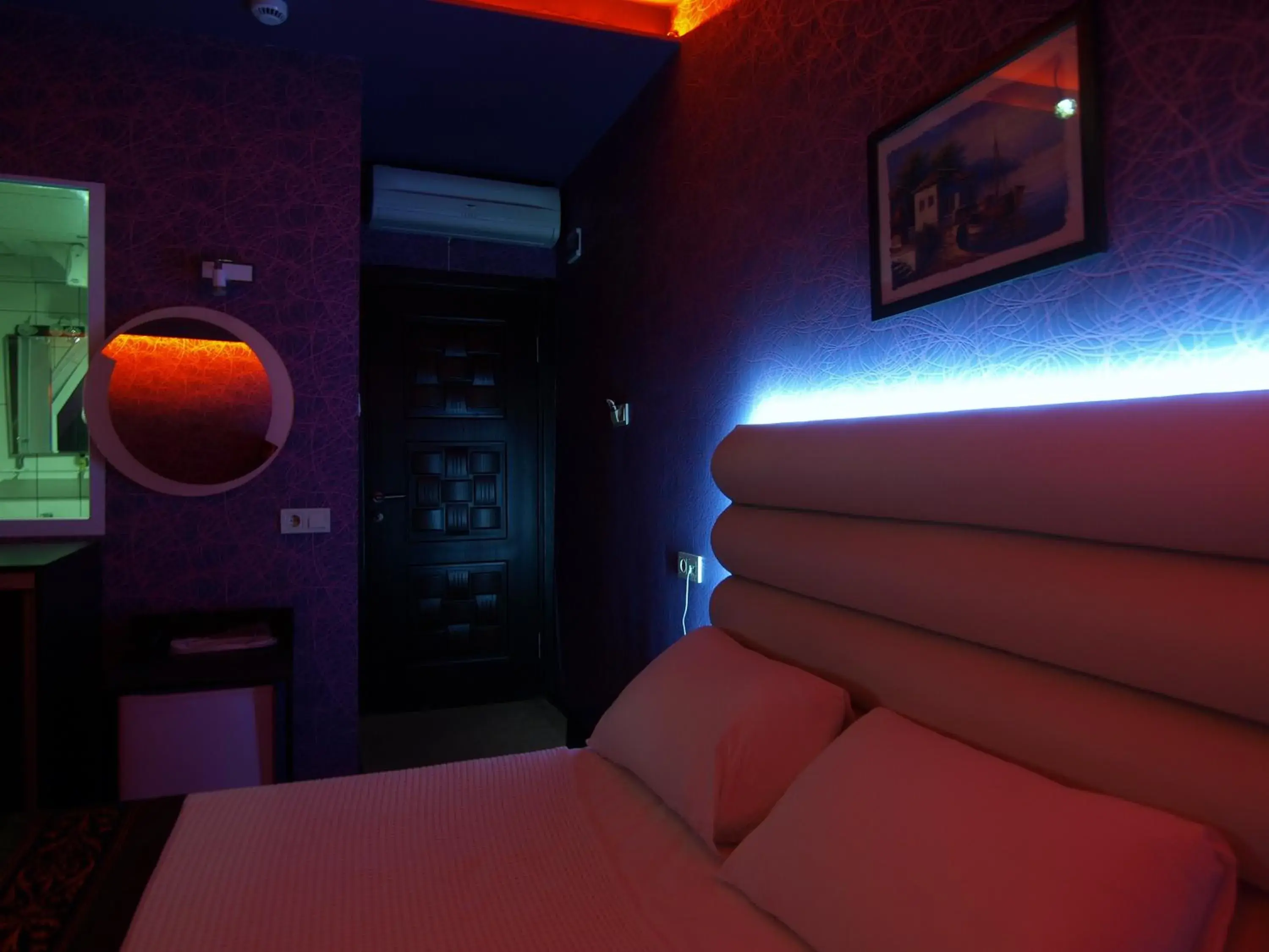 Photo of the whole room, Bed in Hotel Timya Photo of the whole room, Bed in Hotel Timya