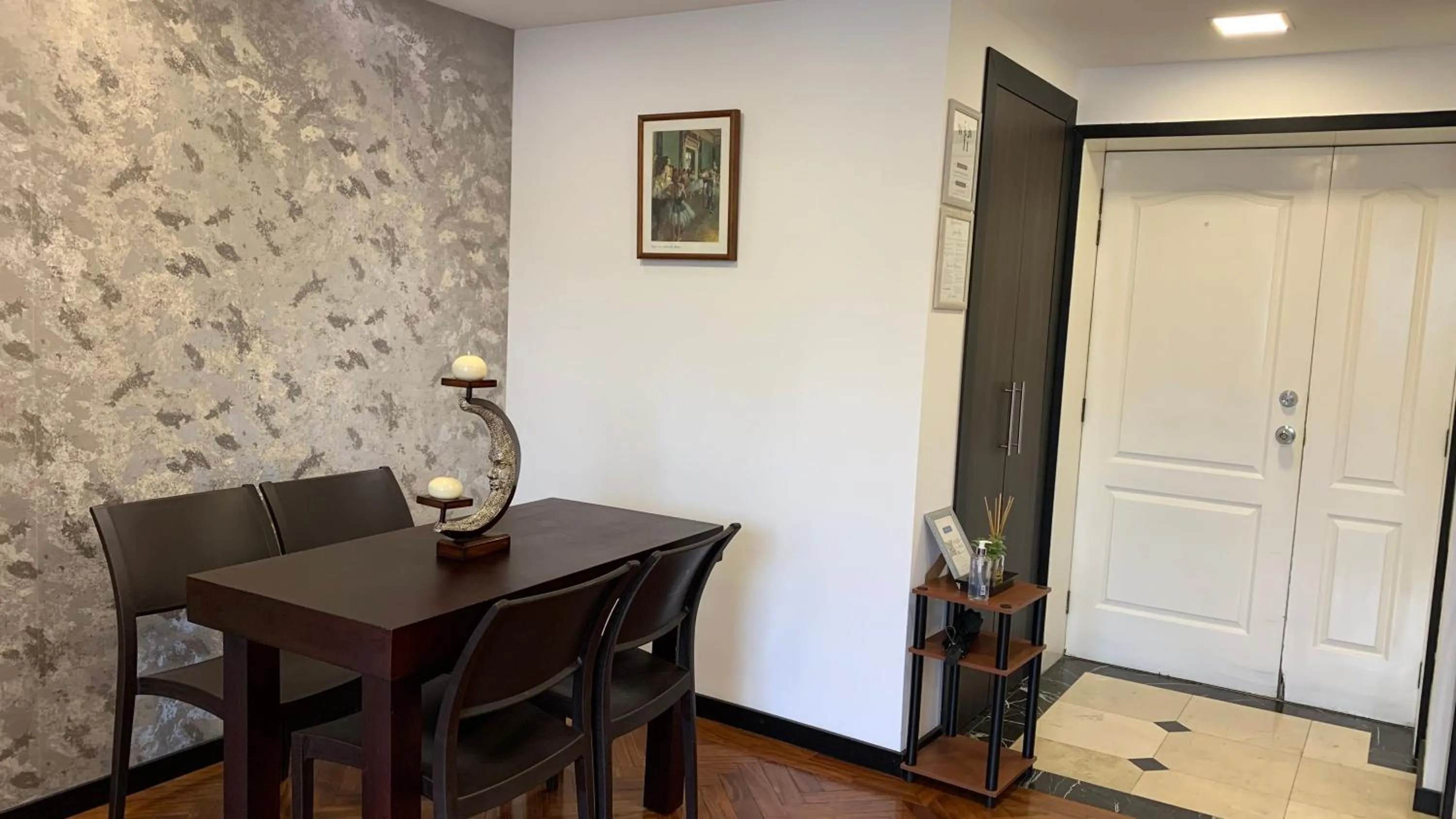 Standard Suite in BlueZone Apartments
