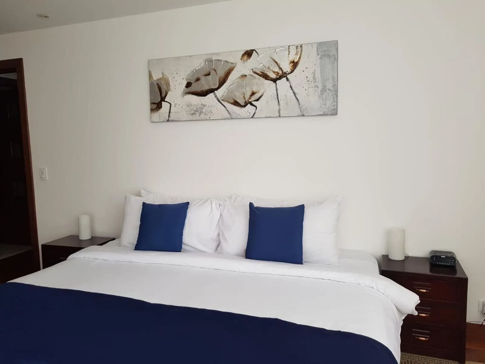 Bedroom, Bed in BlueZone Apartments