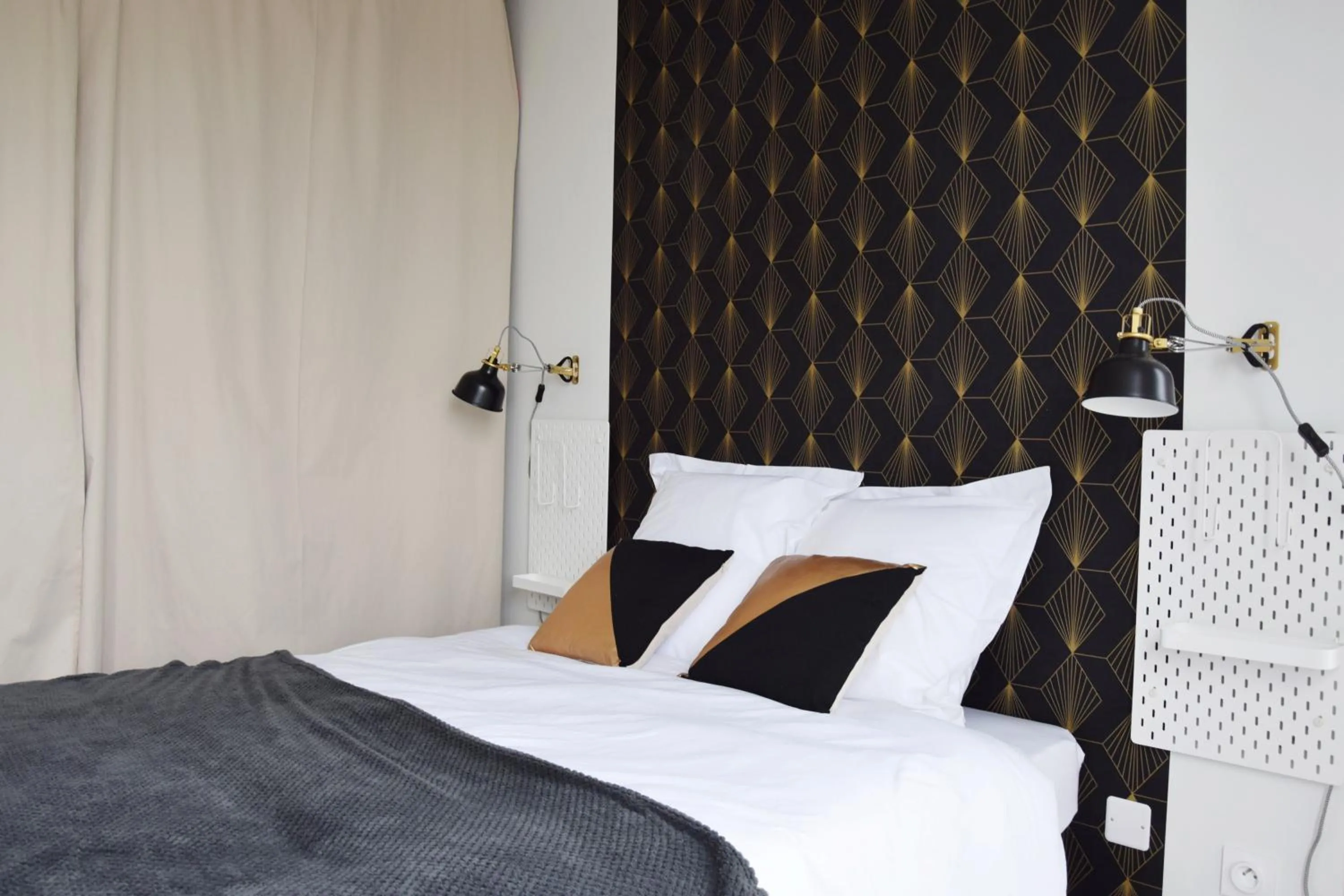 Bedroom, Bed in L'Apparté
