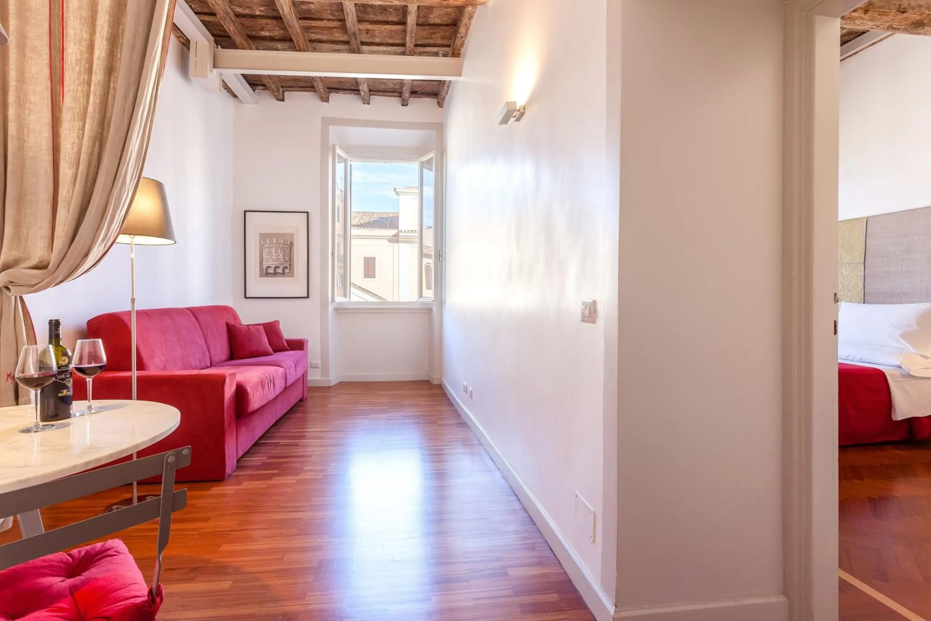 Living room, Bed in The Bluehostel