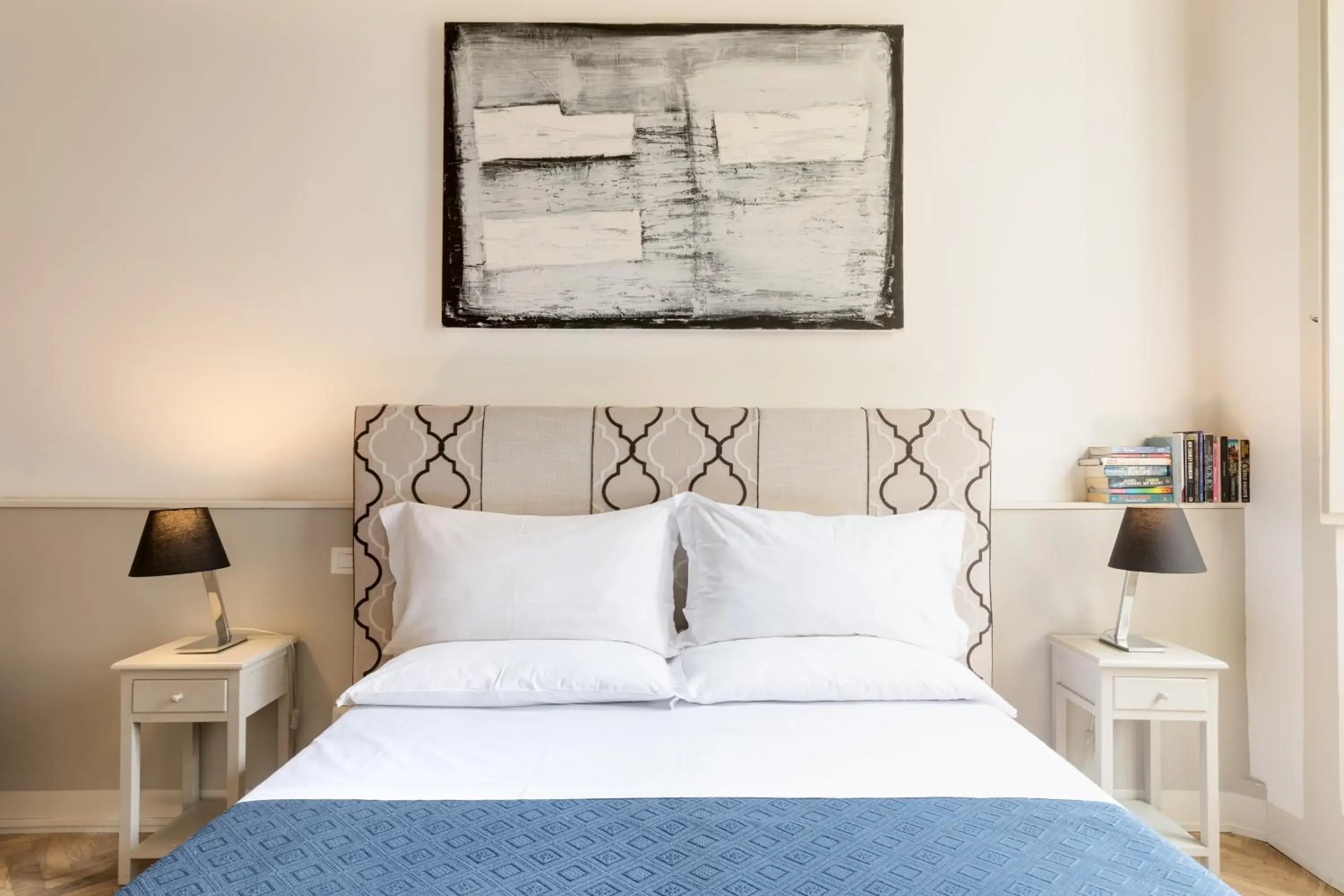 Bed in The Bluehostel Bed in The Bluehostel