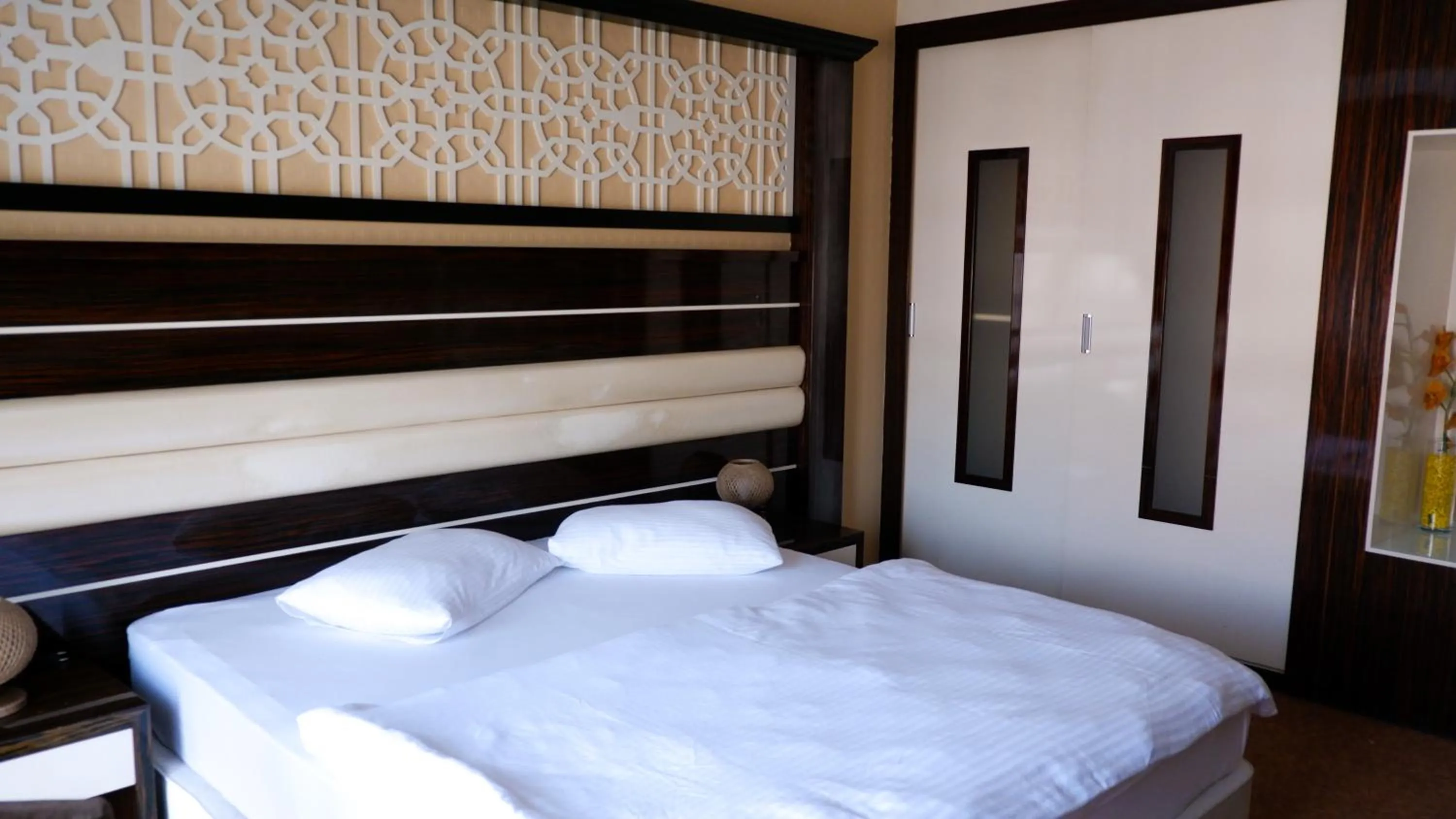 Bed in Hotel La Bella Soma