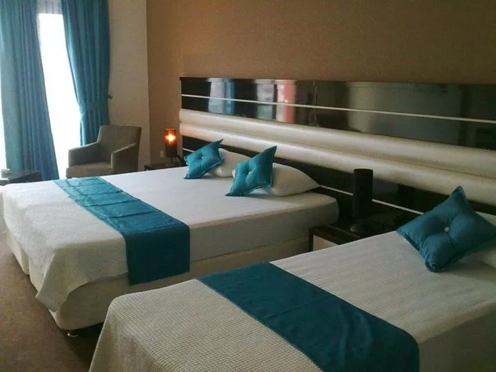 Bed in Hotel La Bella Soma