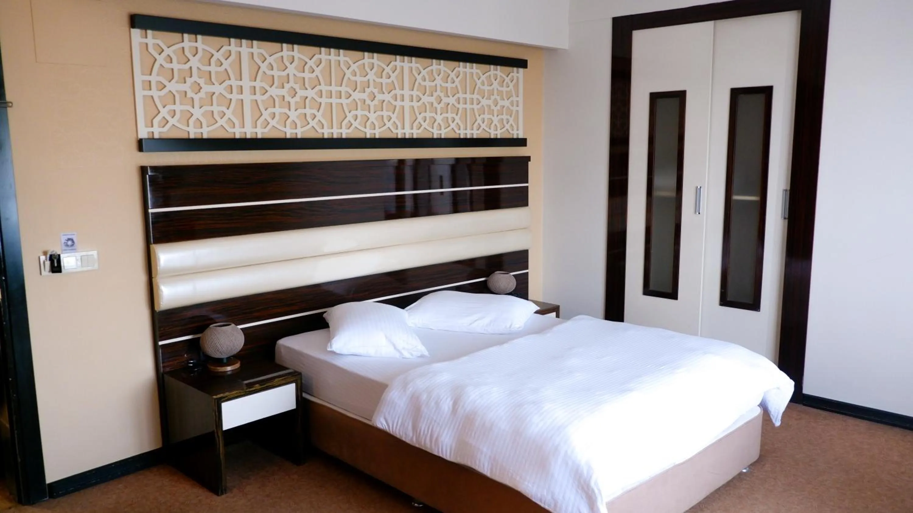 Bed in Hotel La Bella Soma