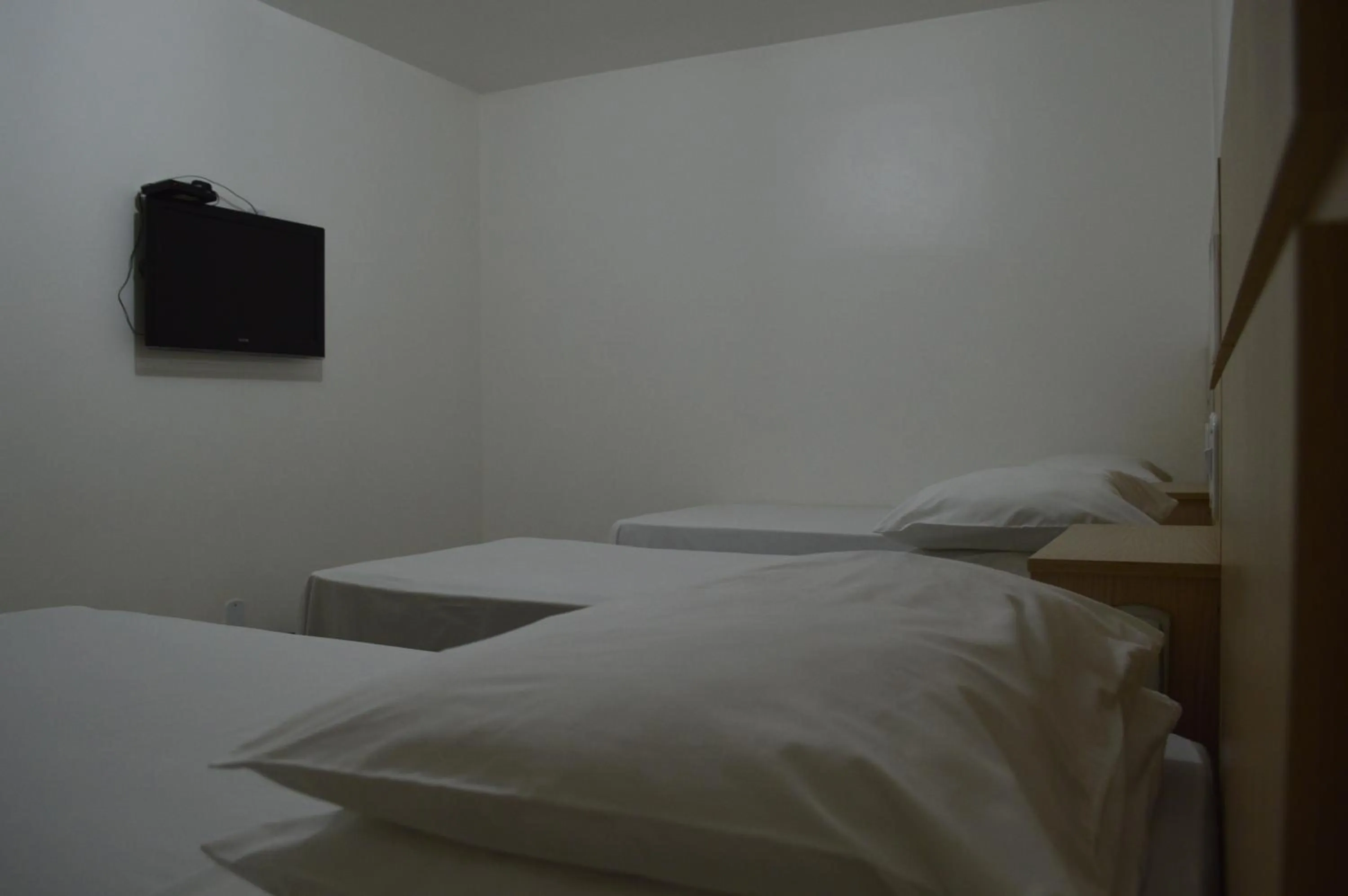 Photo of the whole room, Bed in Richard Hotel