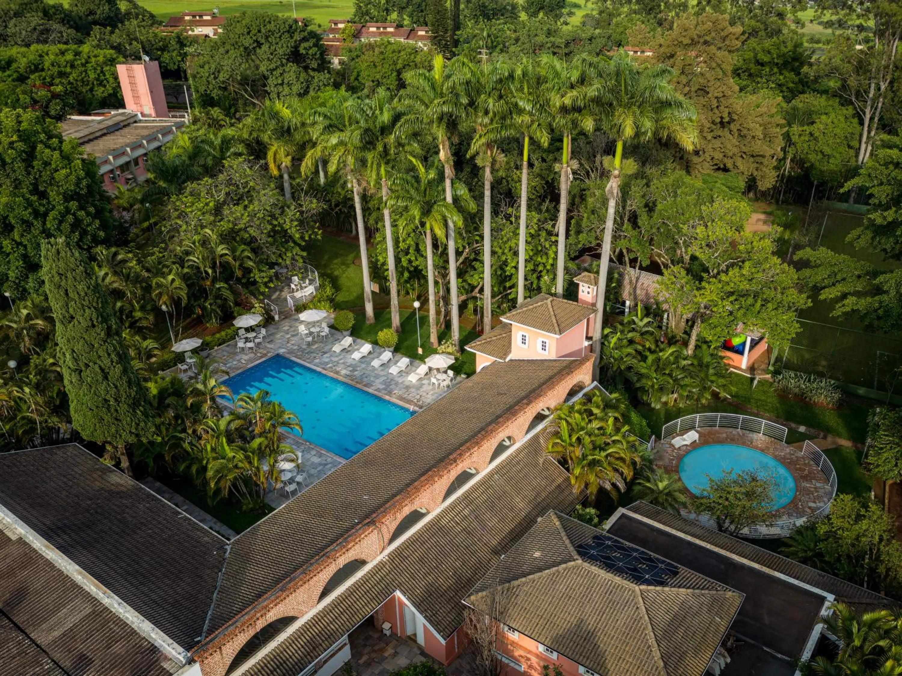 Property building in Carlton Suítes Limeira