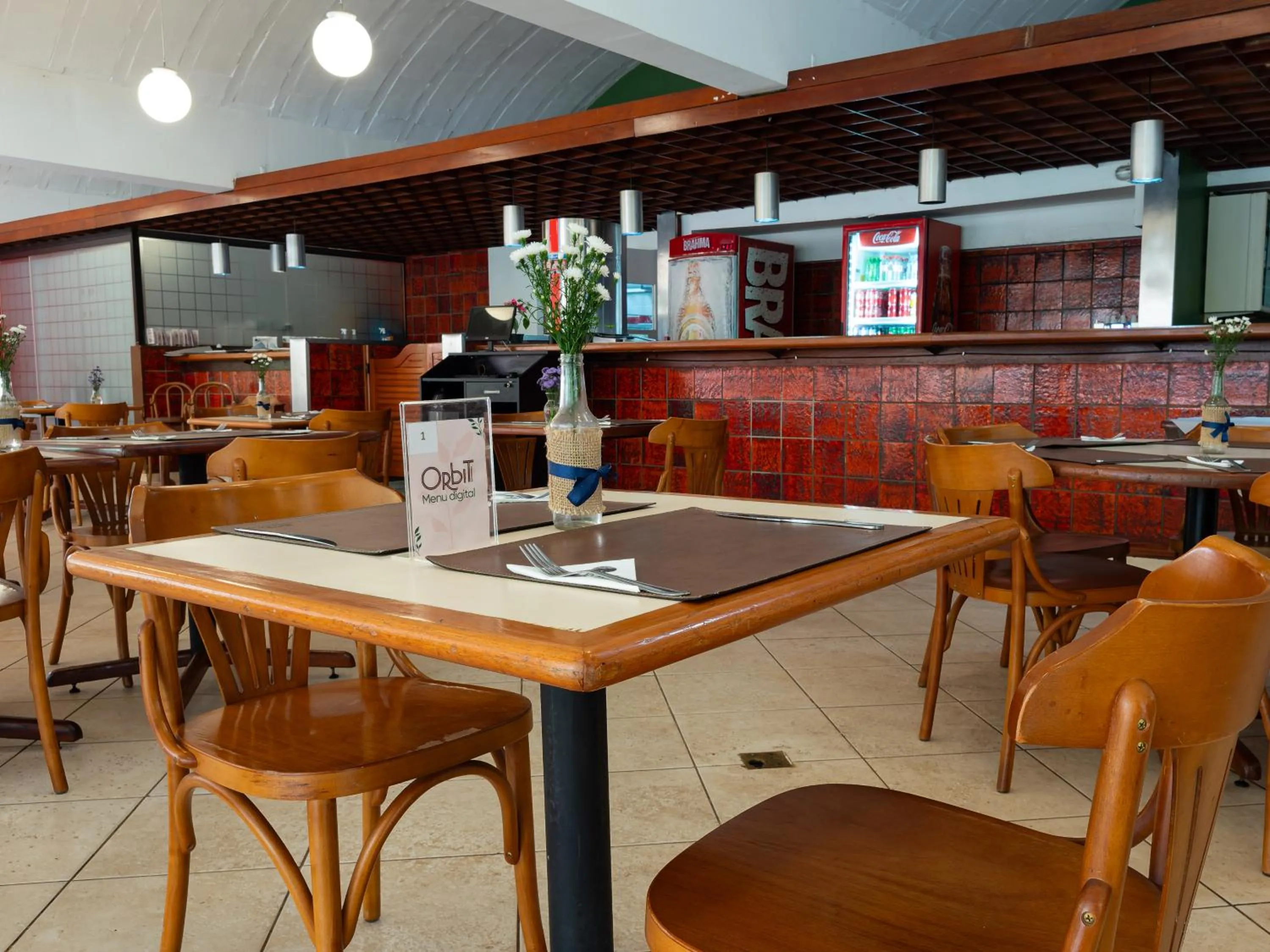 Restaurant/places to eat in Carlton Suítes Limeira