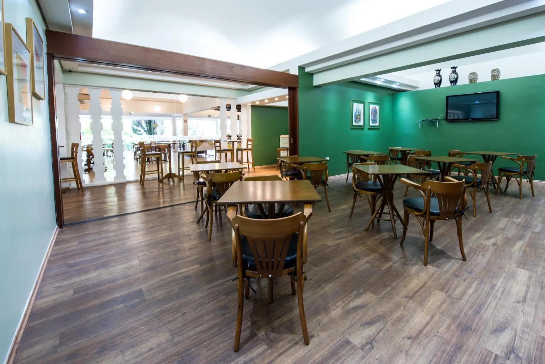 Lounge or bar in Carlton Suítes Limeira Lounge or bar in Carlton Suítes Limeira