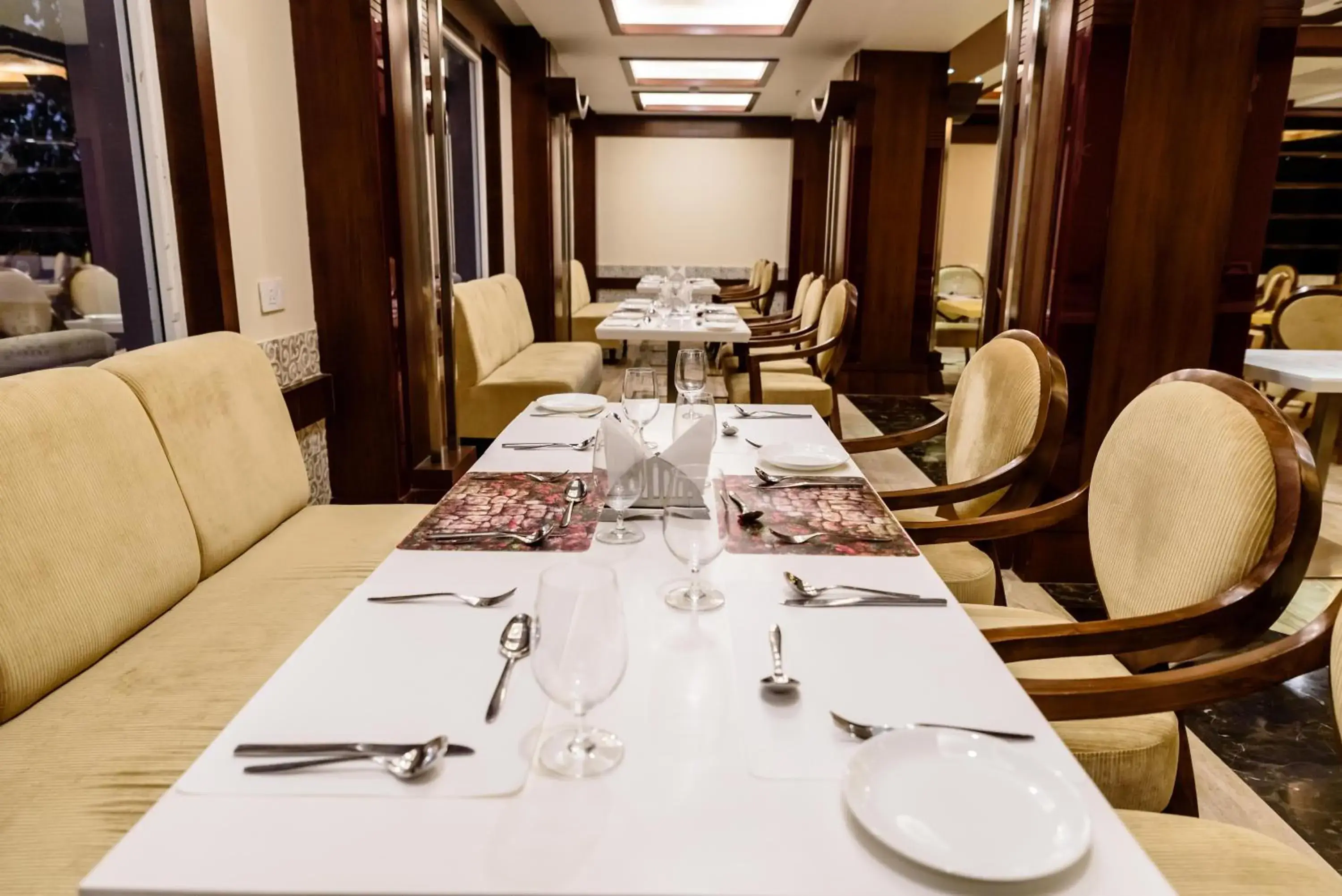 Restaurant/places to eat in Konark Grand Hotel Restaurant/places to eat in Konark Grand Hotel