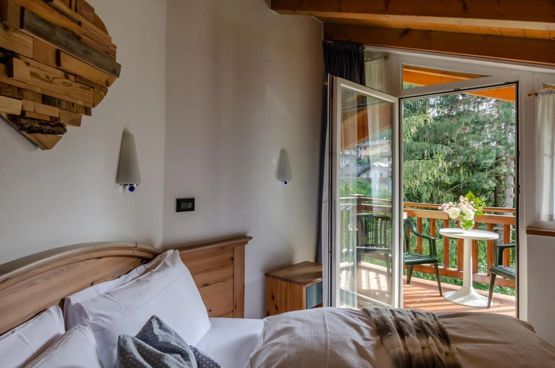 Garden view, Bed in Hotel Bella di Bosco