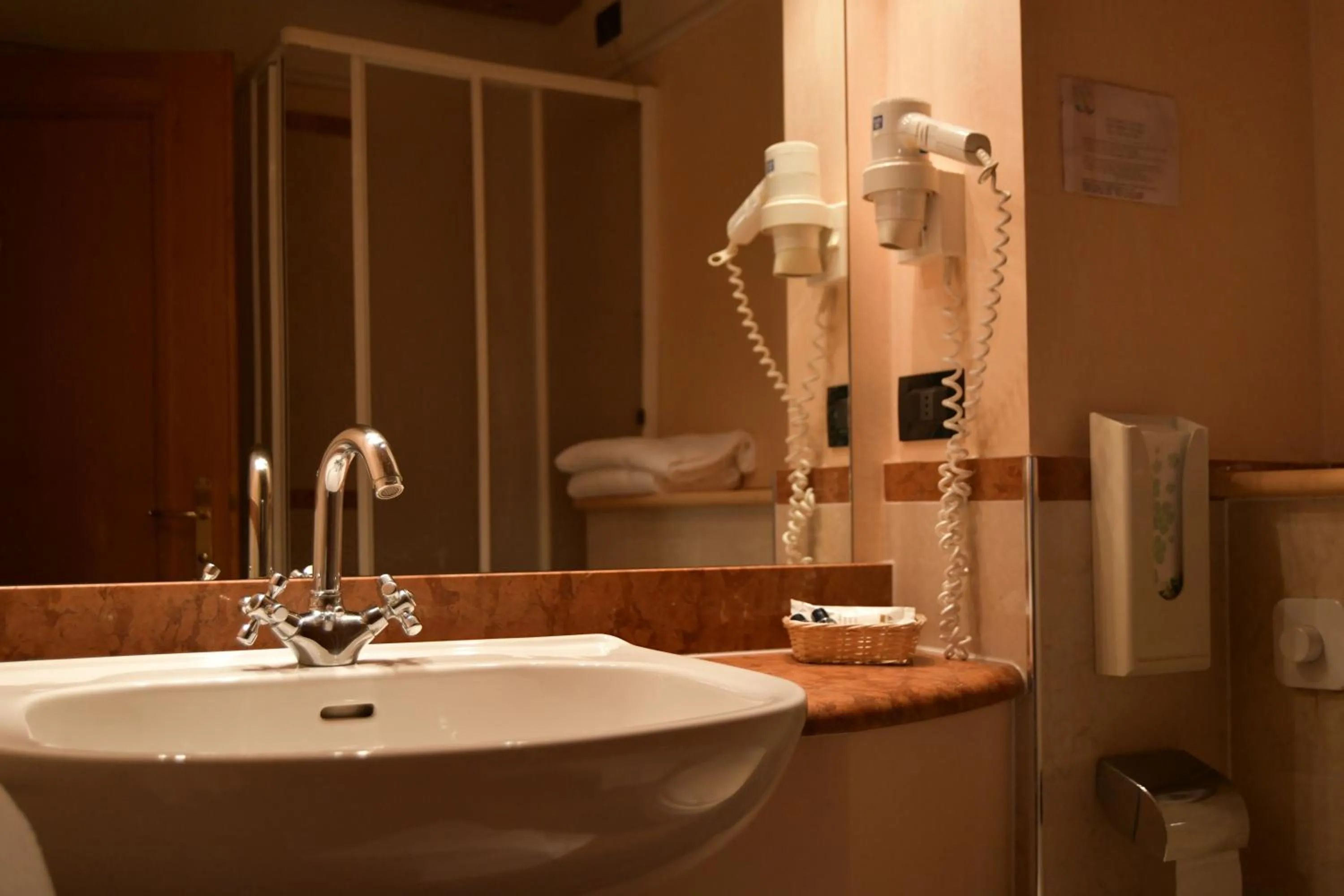 Bathroom in Hotel Bella di Bosco