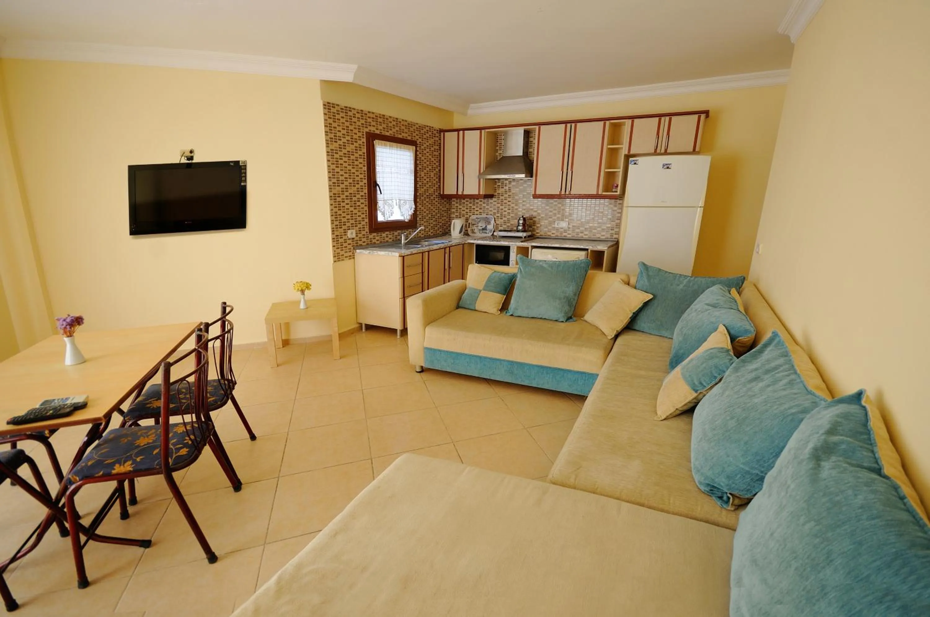 Kitchen or kitchenette in Beyaz Konak Evleri