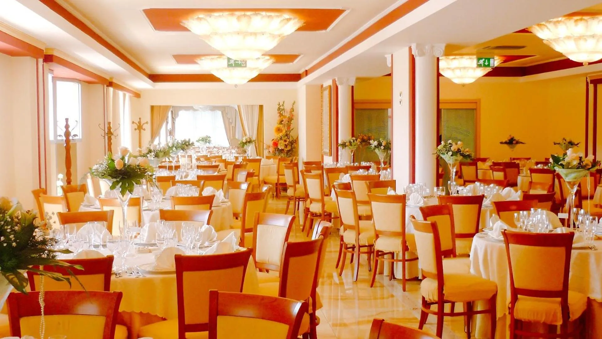 Restaurant/places to eat in PARADISO Hotel Ristorante