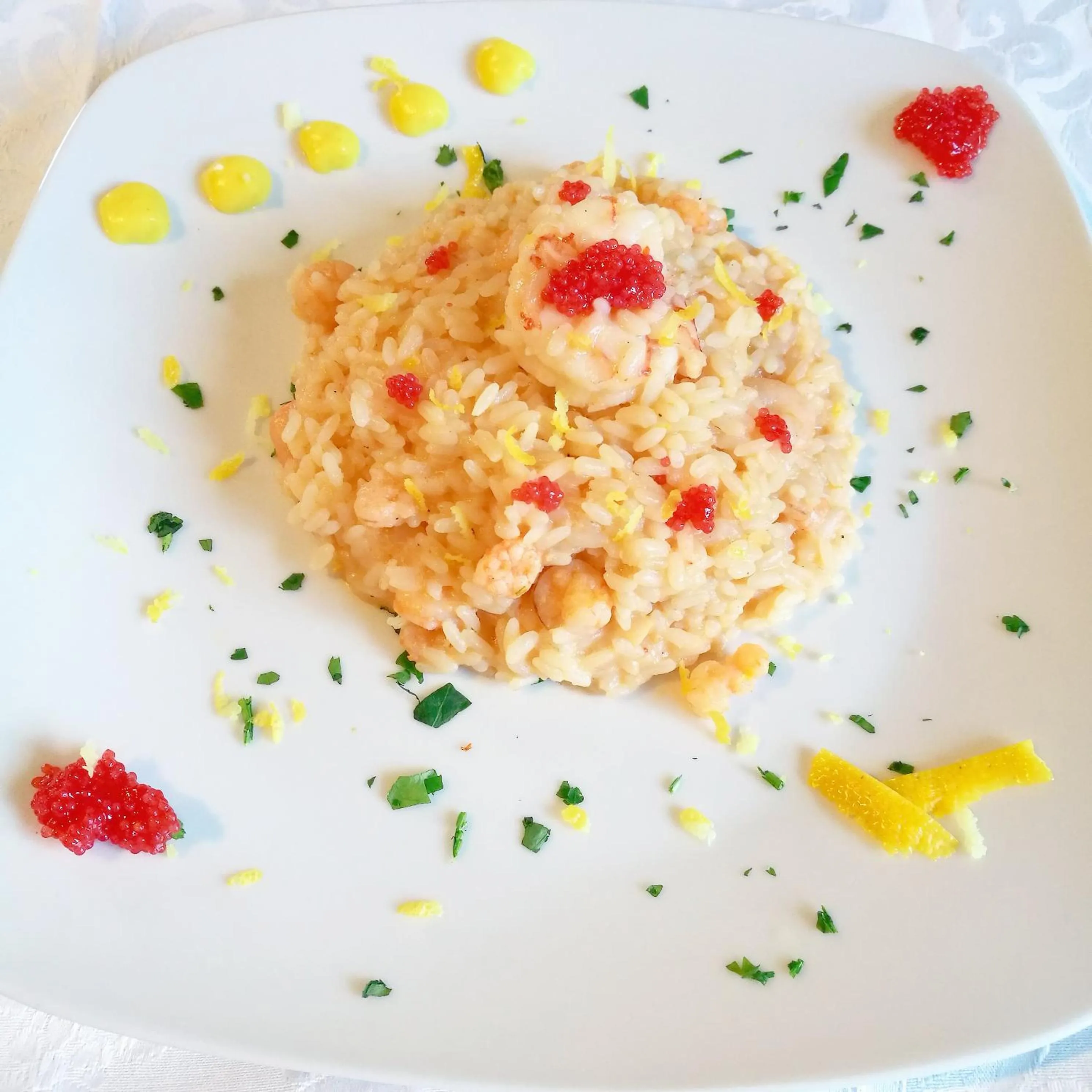 Food and drinks in PARADISO Hotel Ristorante