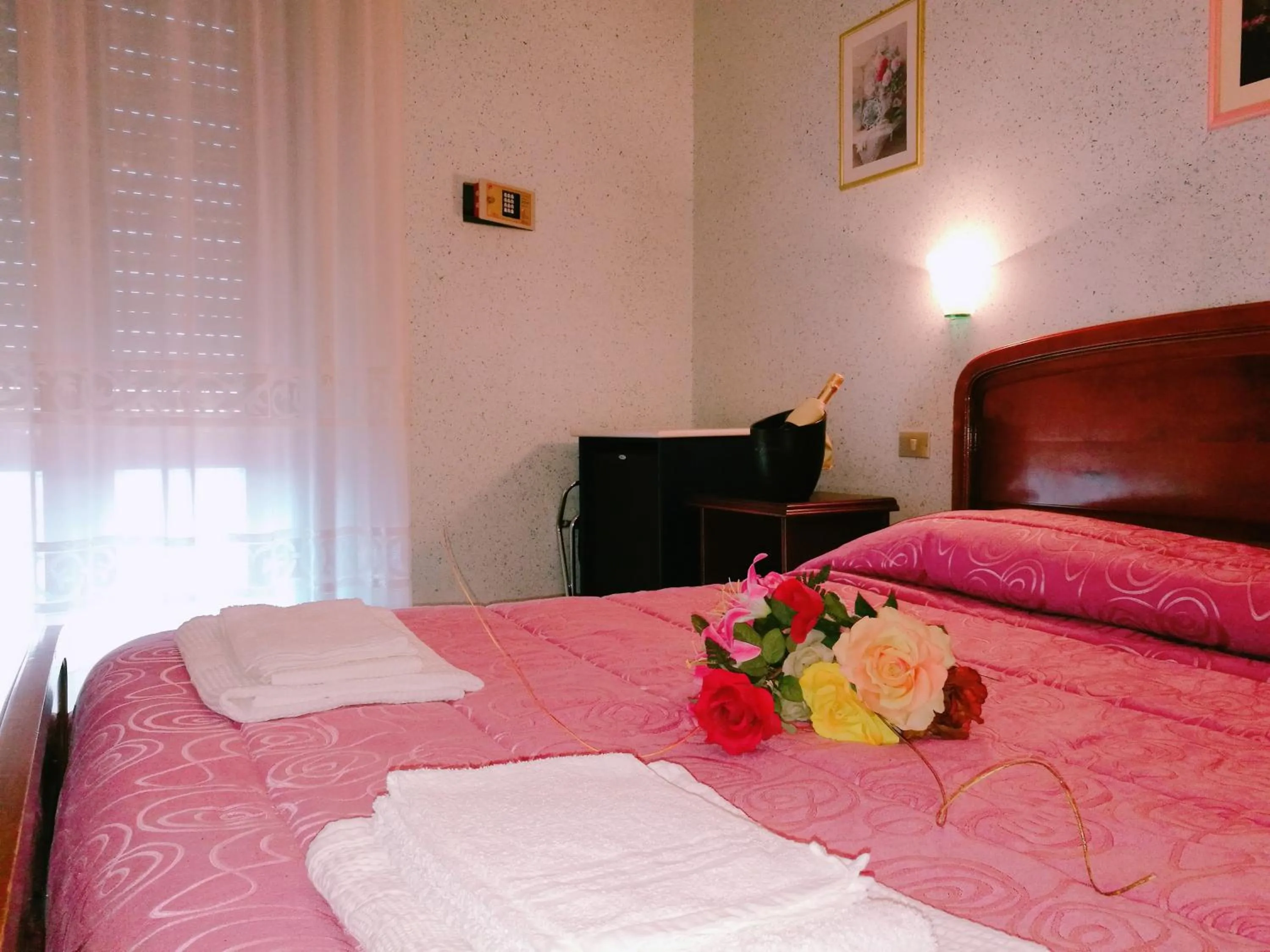 Bed in PARADISO Hotel Ristorante