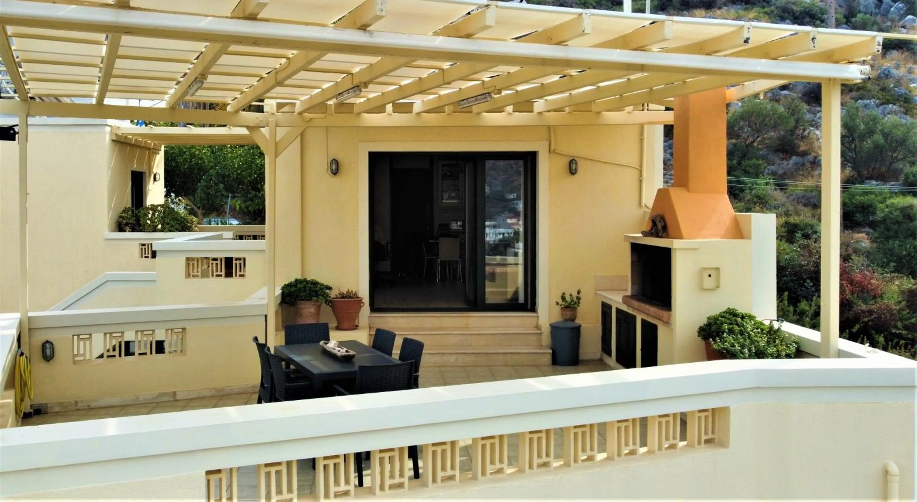 Villiana Holiday Apartments