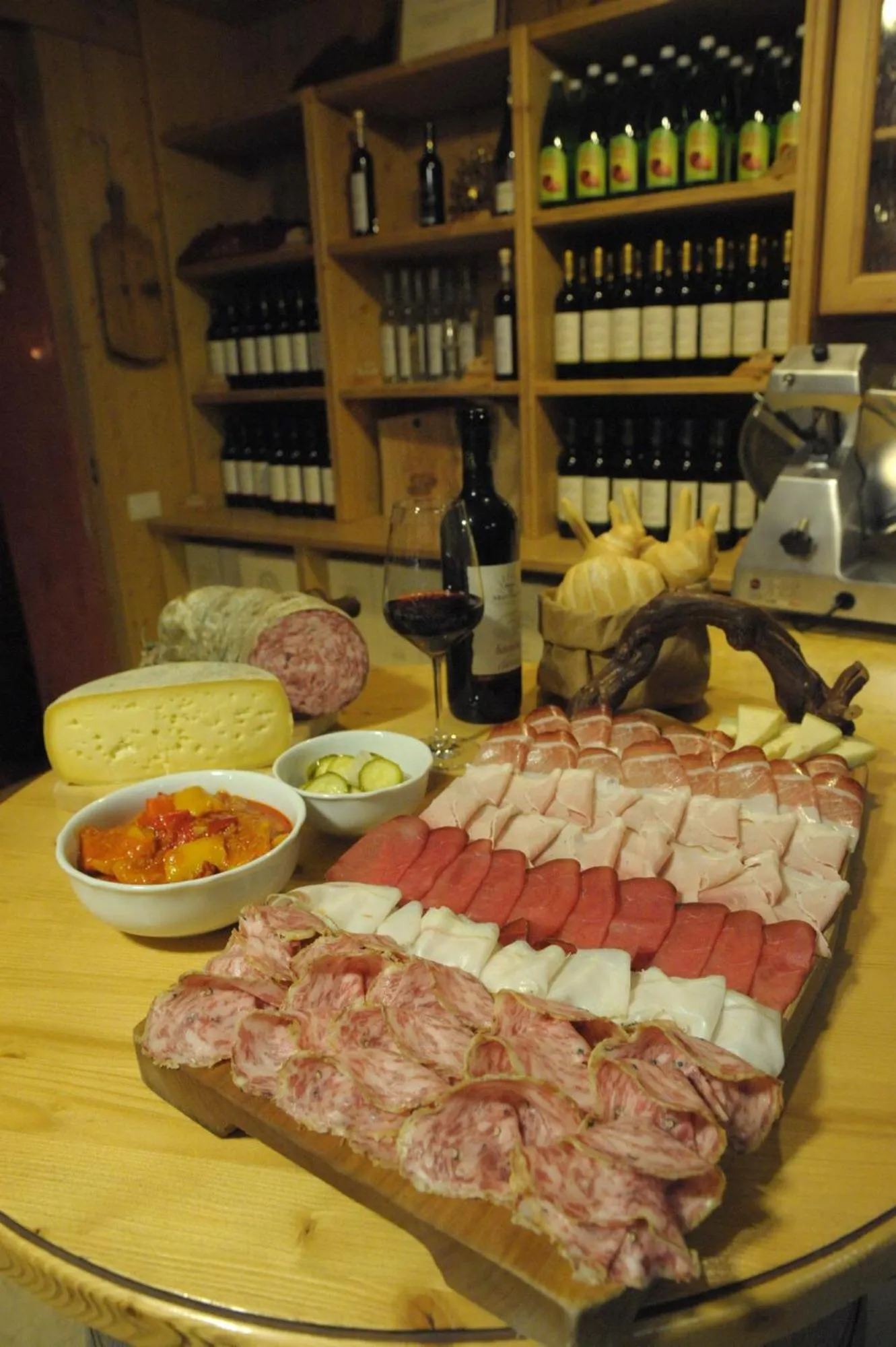 Restaurant/places to eat in Agriturismo Sol De Montalto