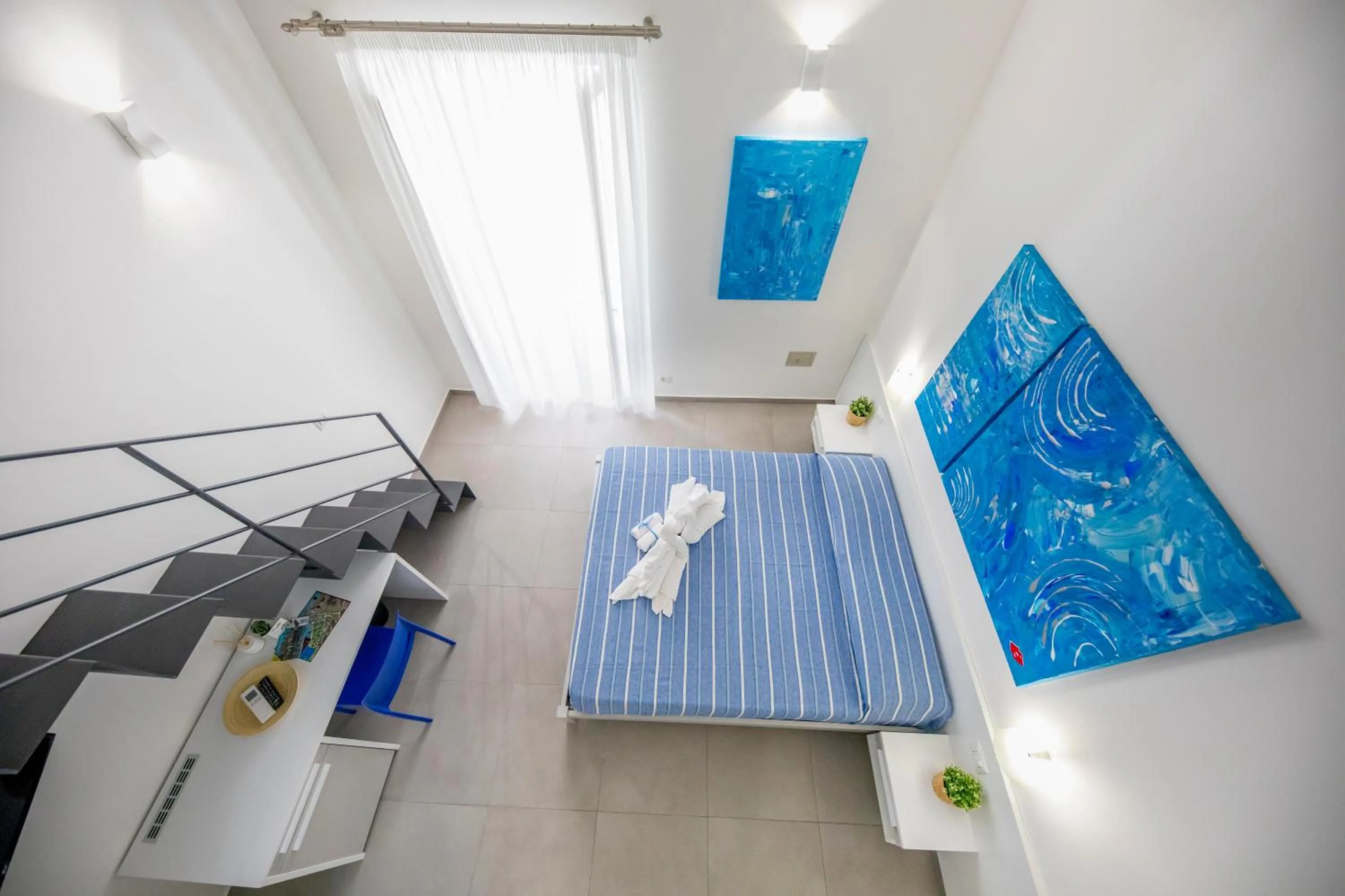 Photo of the whole room, Bed in Pepito palace