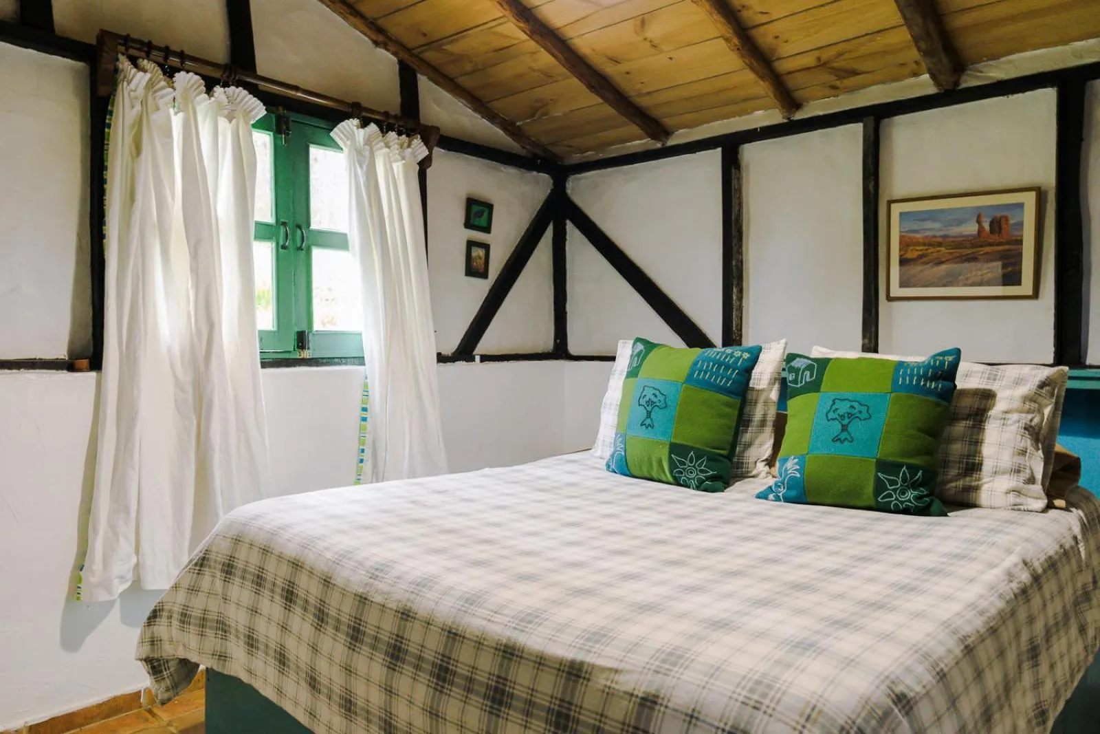 Bed in Villa Pajon Eco Lodge