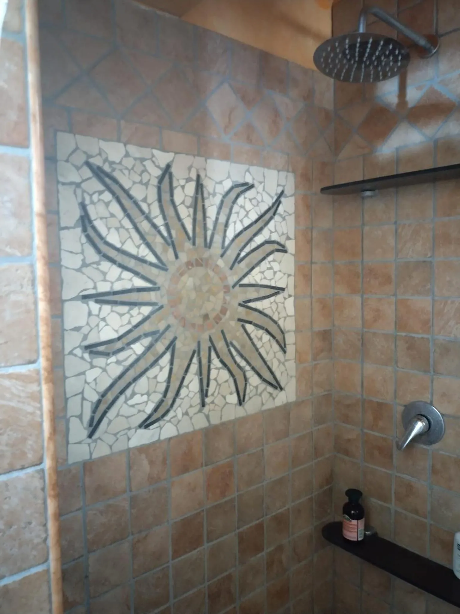 Shower in B&B Il Caùto