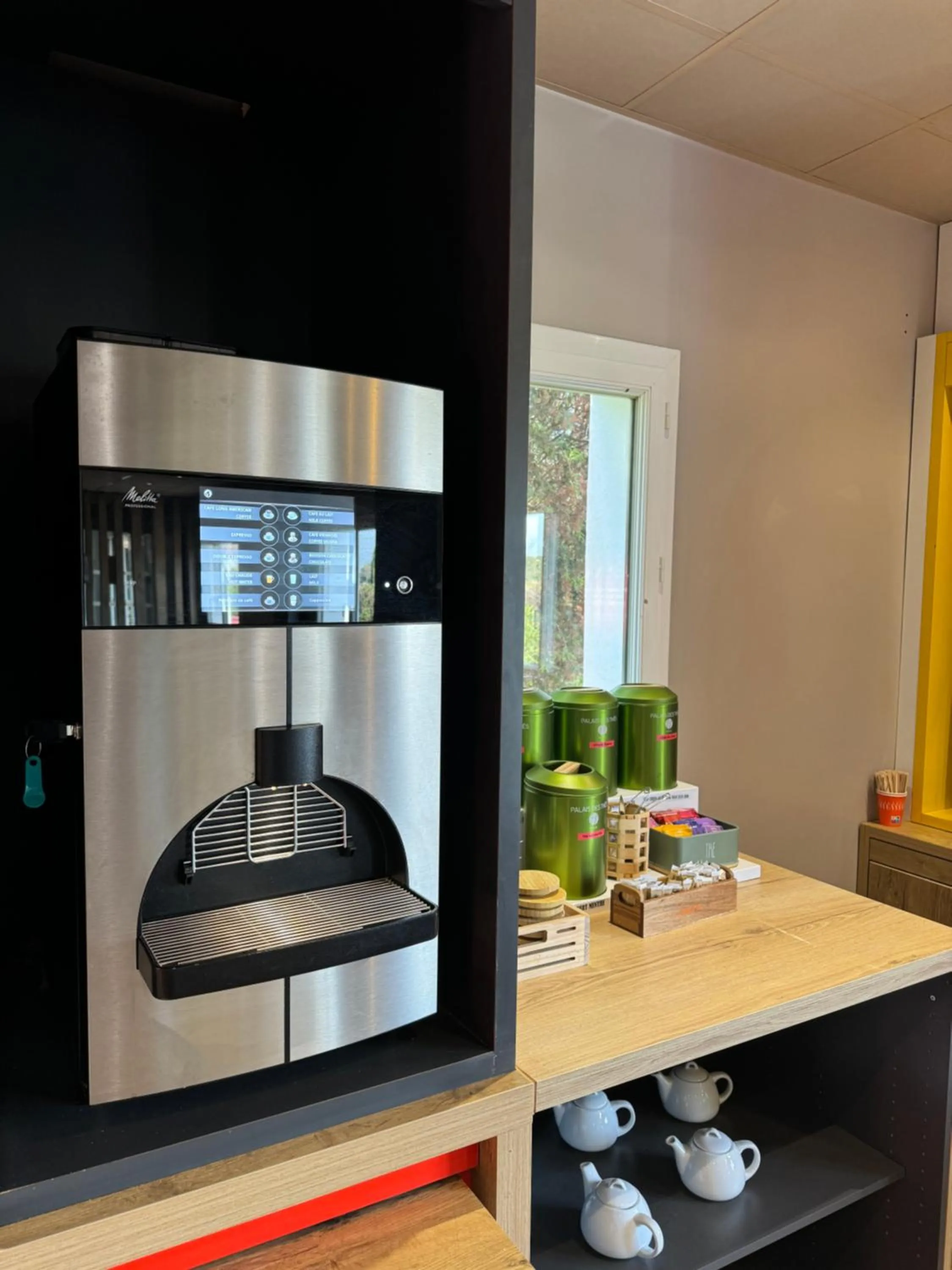 Breakfast in ibis Orange Sud