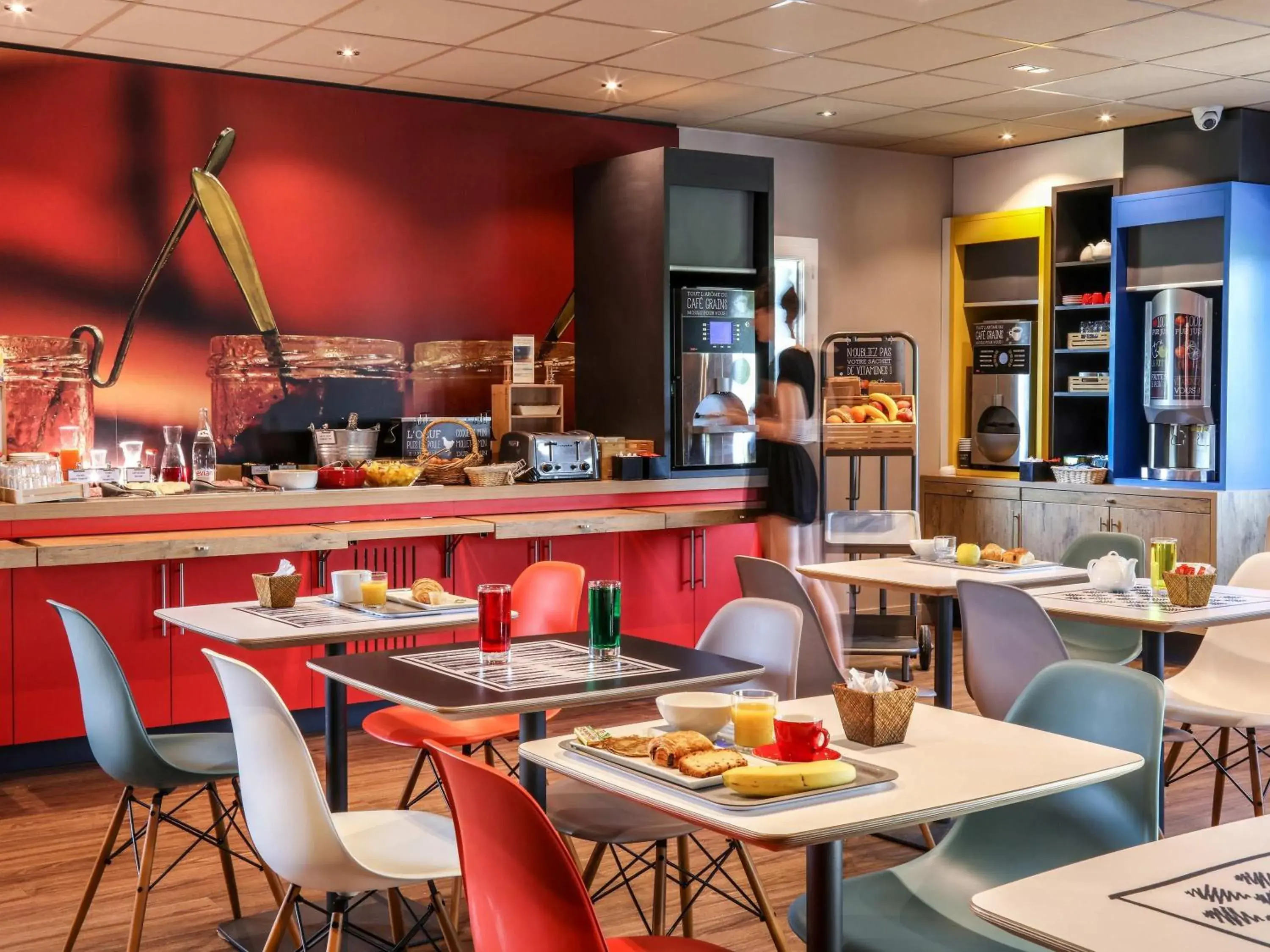 Breakfast in ibis Orange Sud Breakfast in ibis Orange Sud