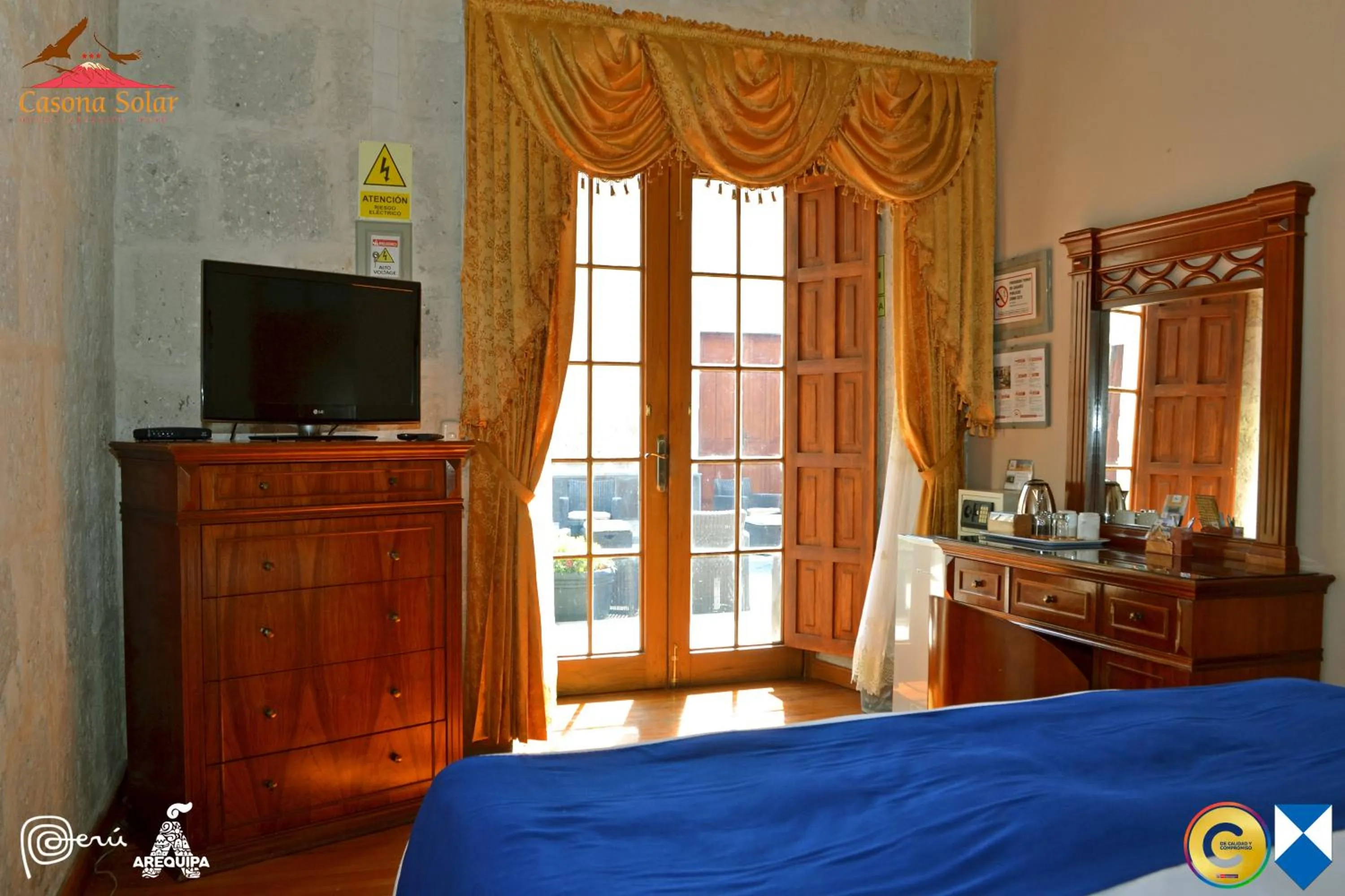 Communal lounge/ TV room, Bed in Hotel Casona Solar