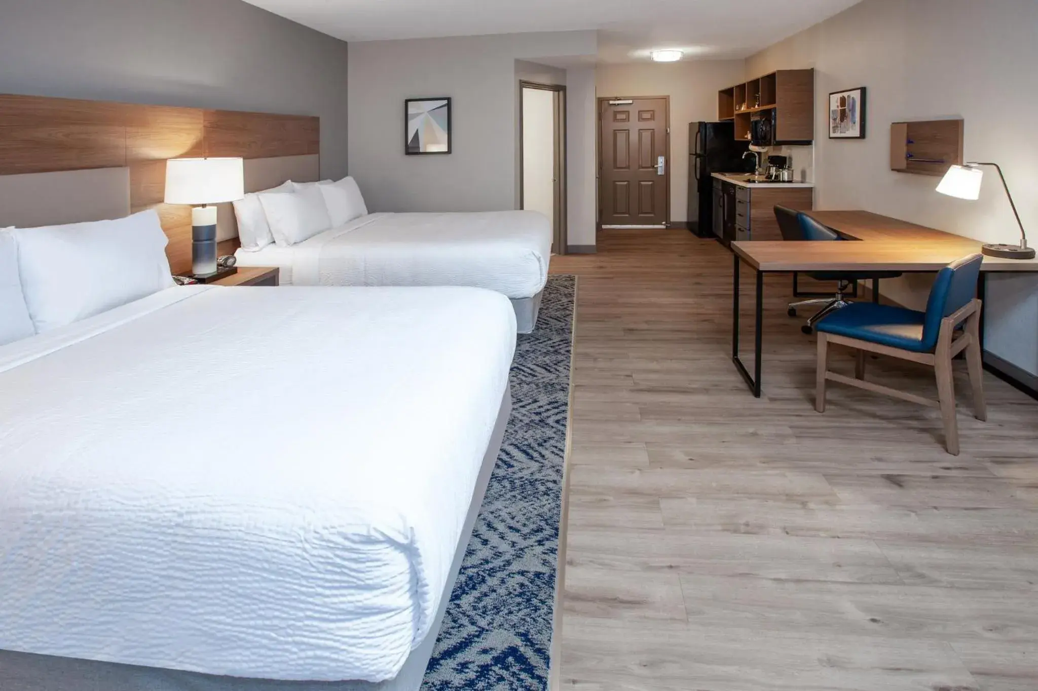 Photo of the whole room, Bed in Candlewood Suites Arundel Mills / BWI Airport by IHG Photo of the whole room, Bed in Candlewood Suites Arundel Mills / BWI Airport by IHG