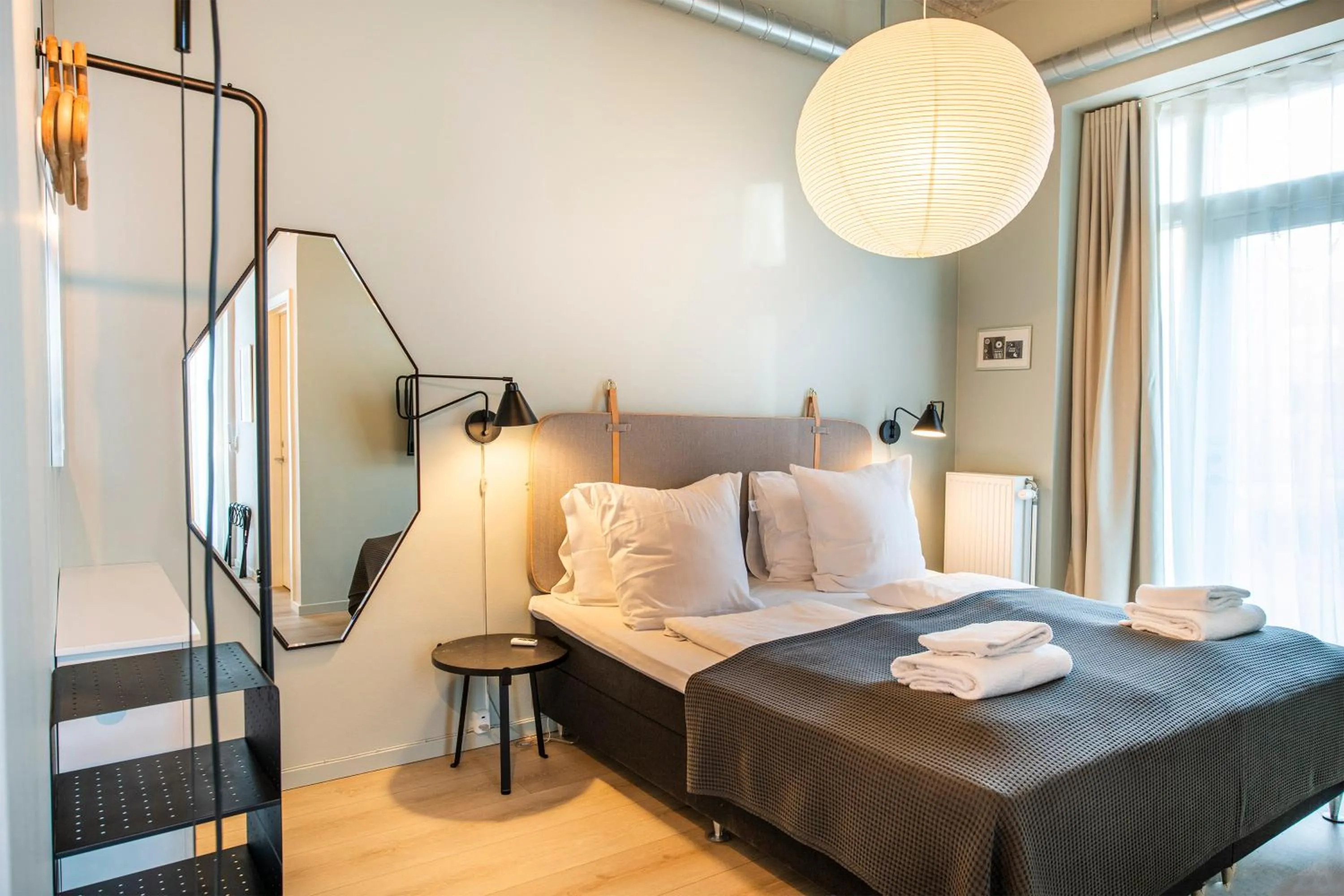 Bedroom, Bed in The Beach apartments by Daniel&Jacob's