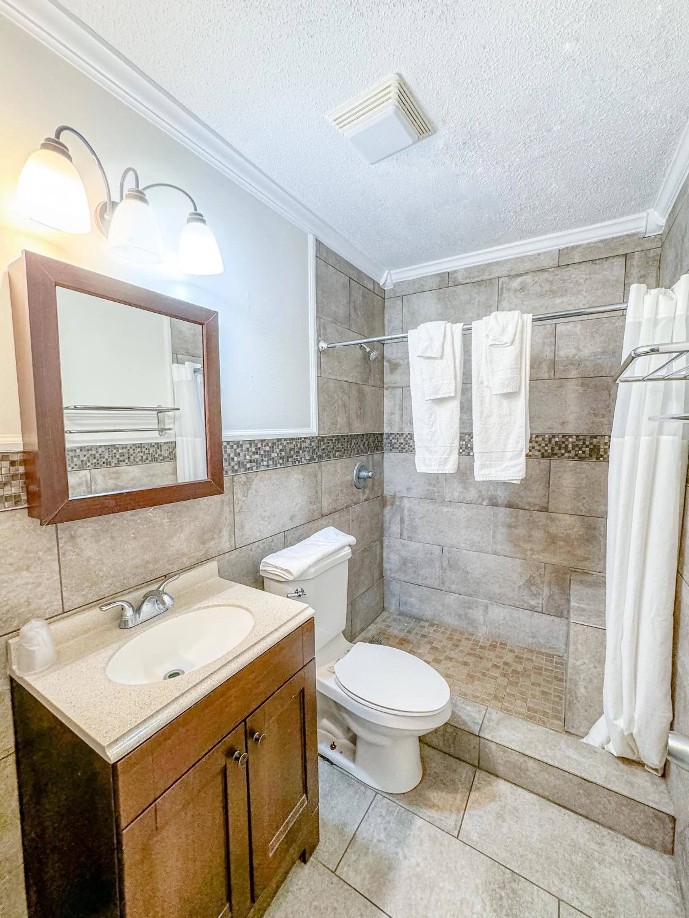 Atlantis Inn - Tybee Island