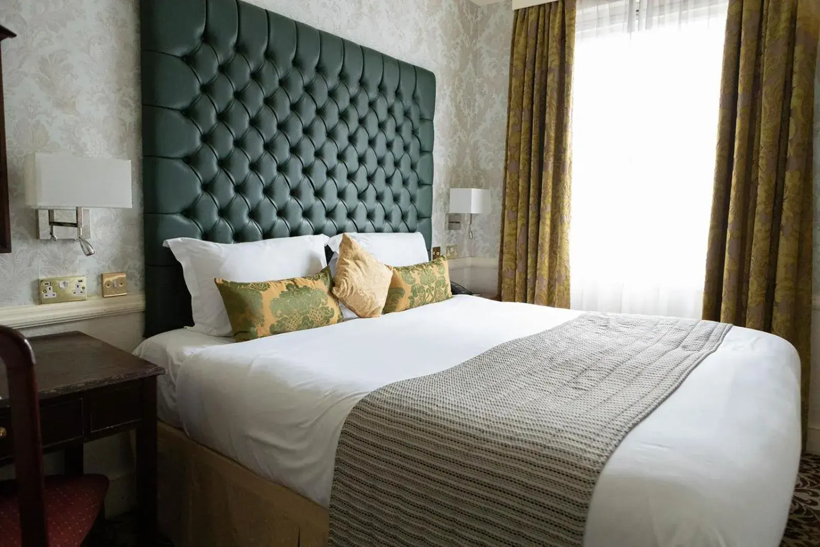 One-Bedroom Suite in The Leonard Hotel One-Bedroom Suite in The Leonard Hotel