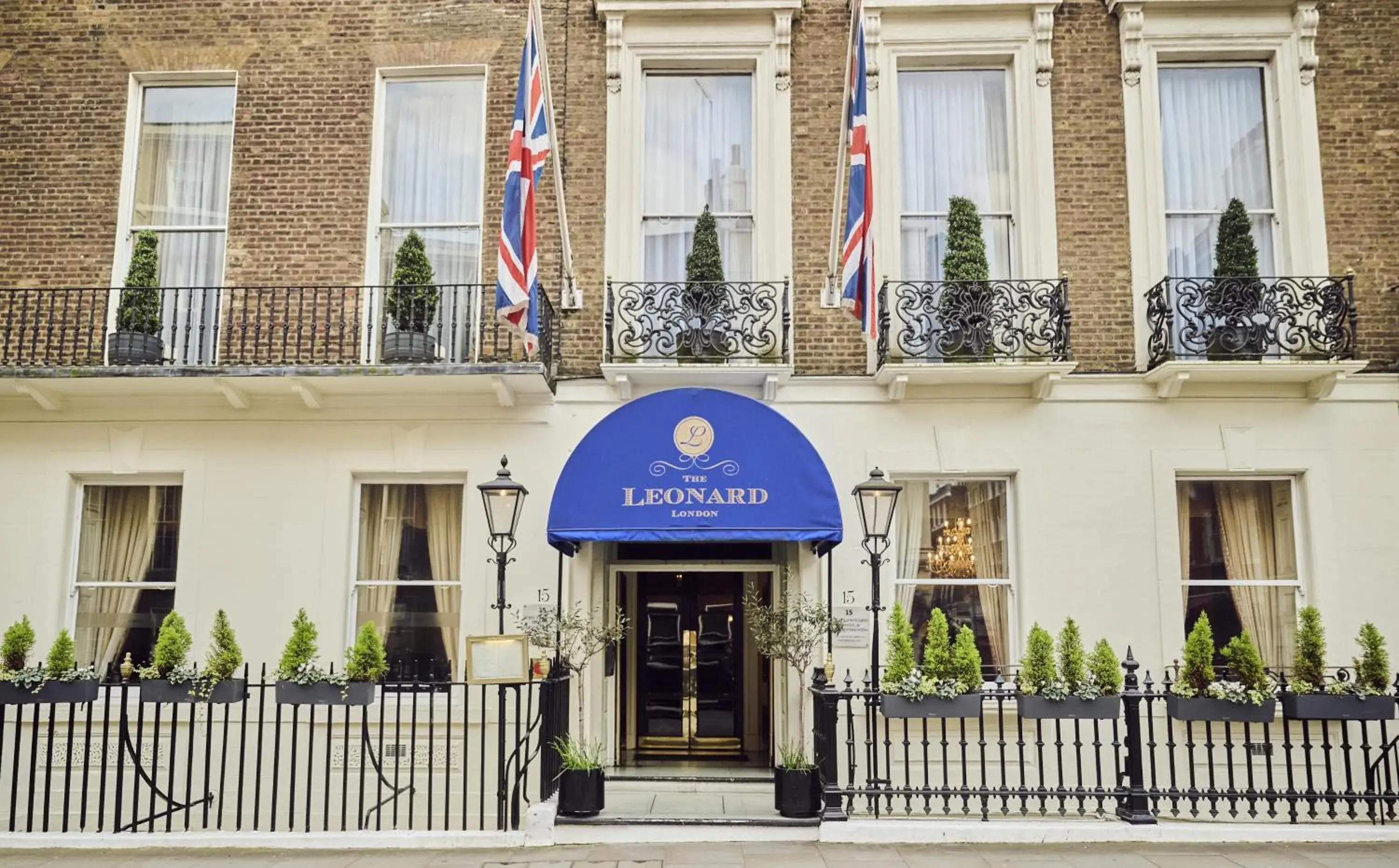 Facade/entrance in The Leonard Hotel Facade/entrance in The Leonard Hotel