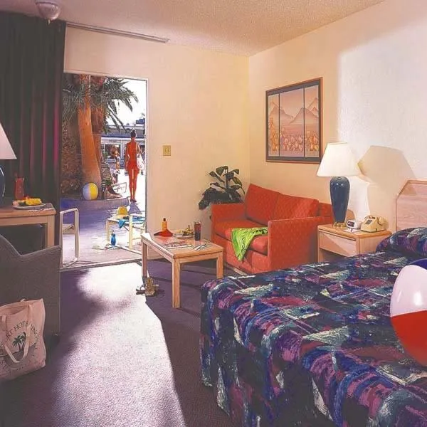 Photo of the whole room, Bed in Desert Hot Springs Spa Hotel