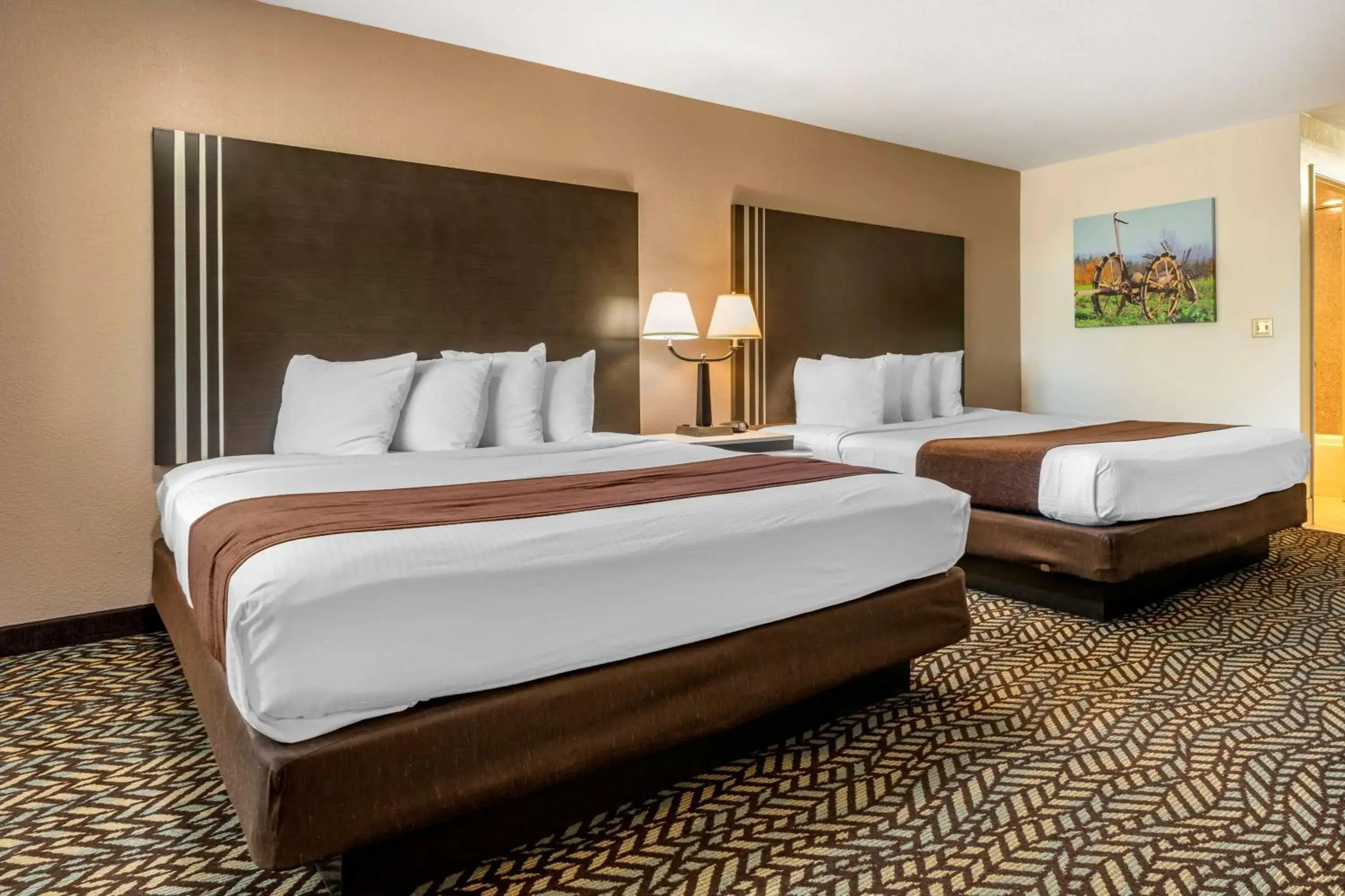 Bed in Best Western Orchard Inn Bed in Best Western Orchard Inn