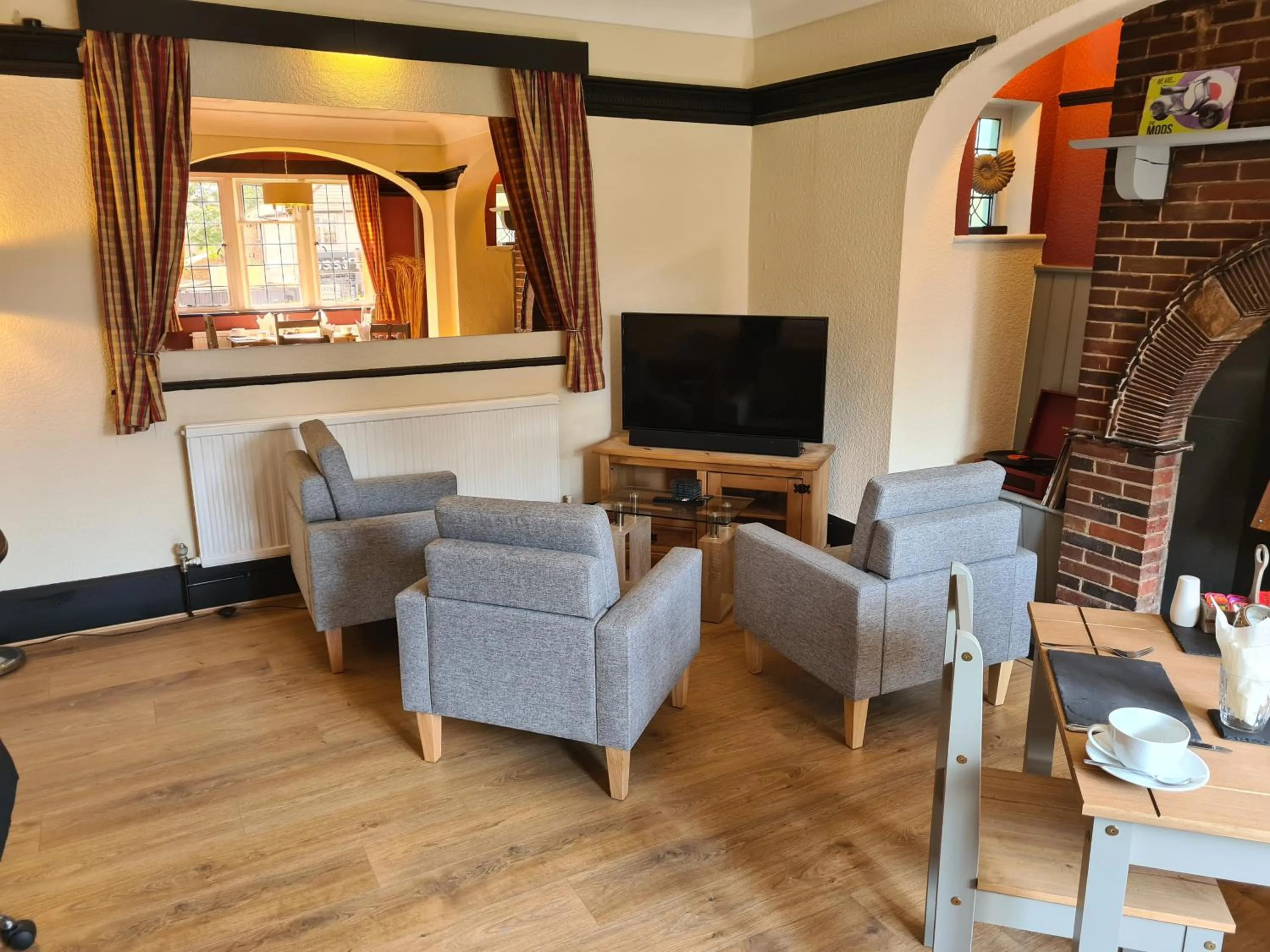 Property building in Tudor Lodge Hotel