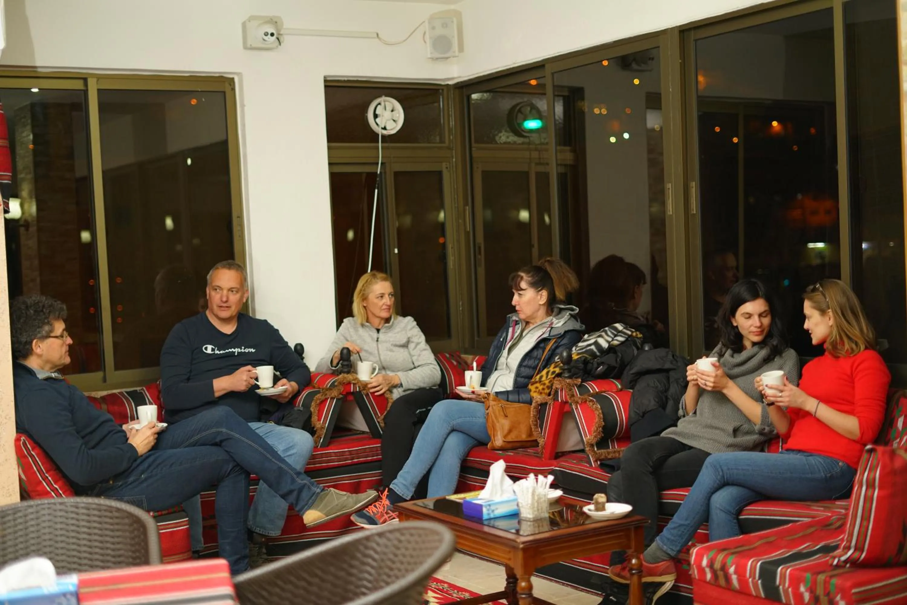 Restaurant/places to eat in Anbat Midtown Hotel