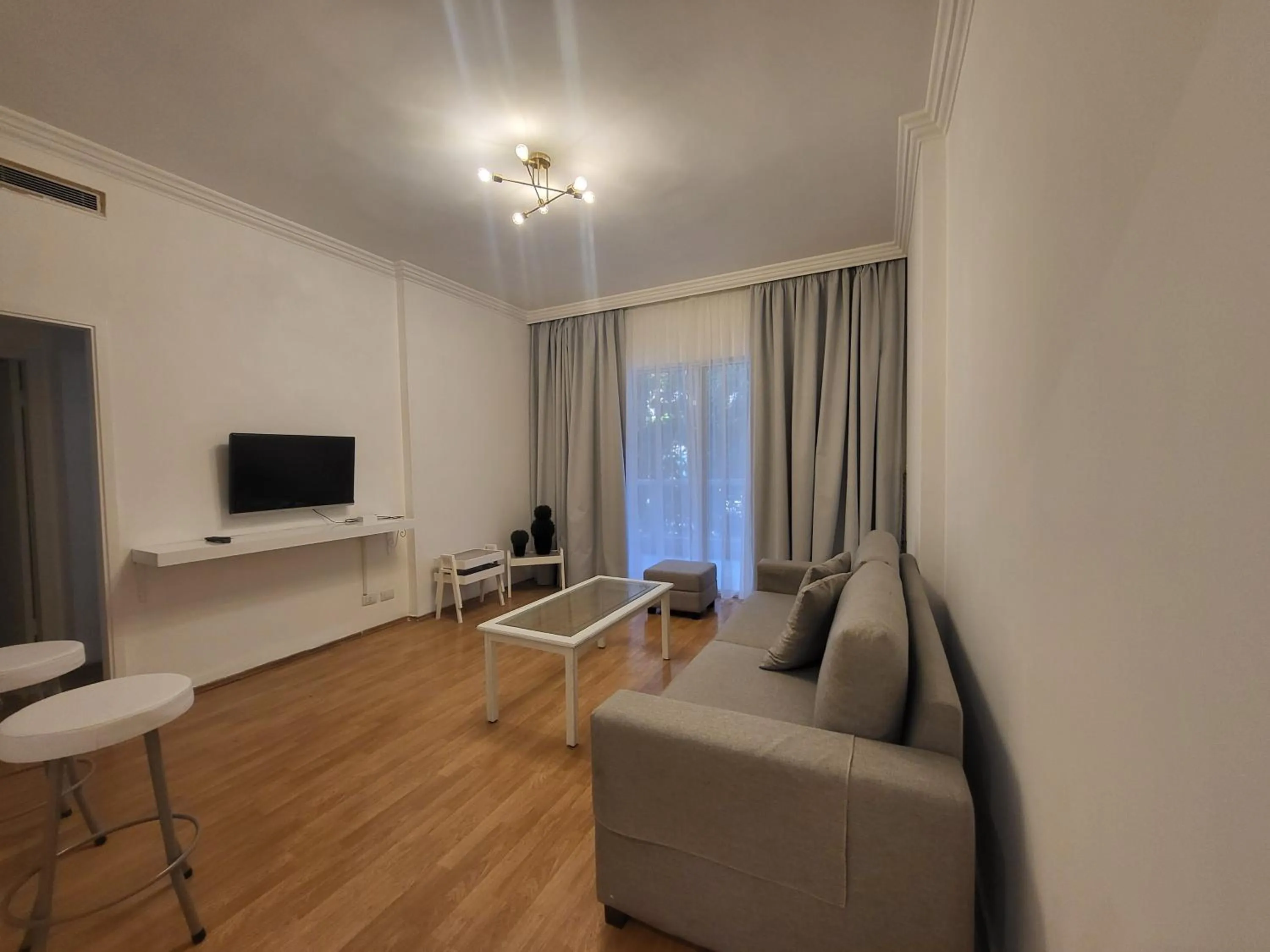 Living room in Elegant Suites Beirut