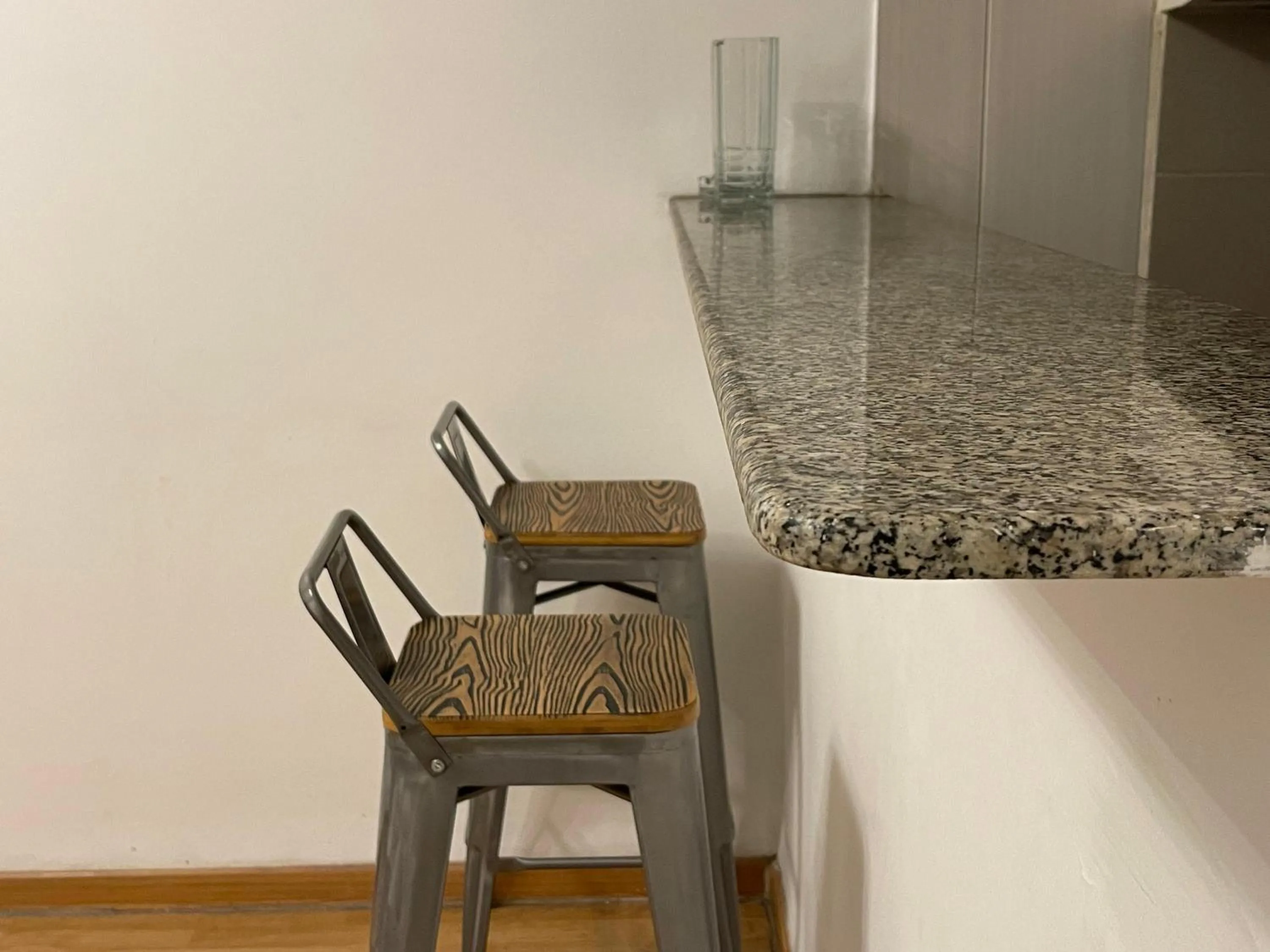 Dining area in Elegant Suites Beirut