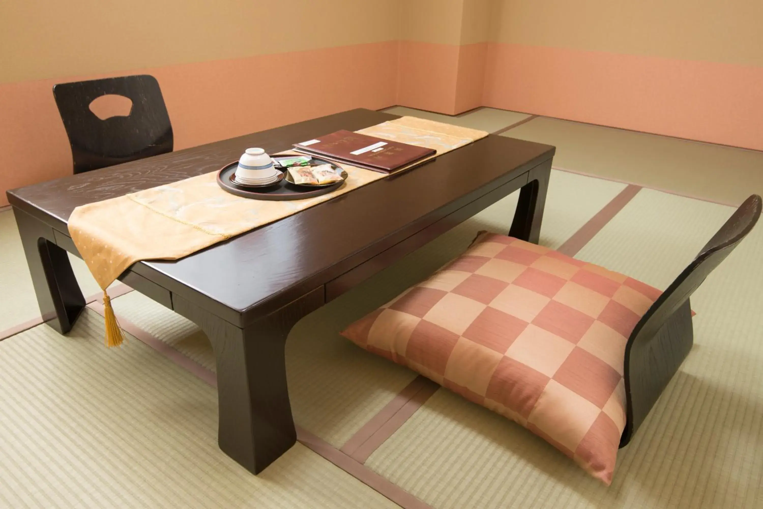 Living room in Tenpyo Ryokan Living room in Tenpyo Ryokan