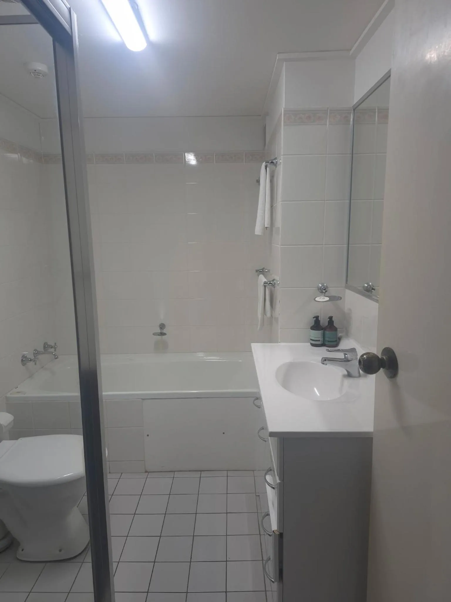 Tradewinds Apartments