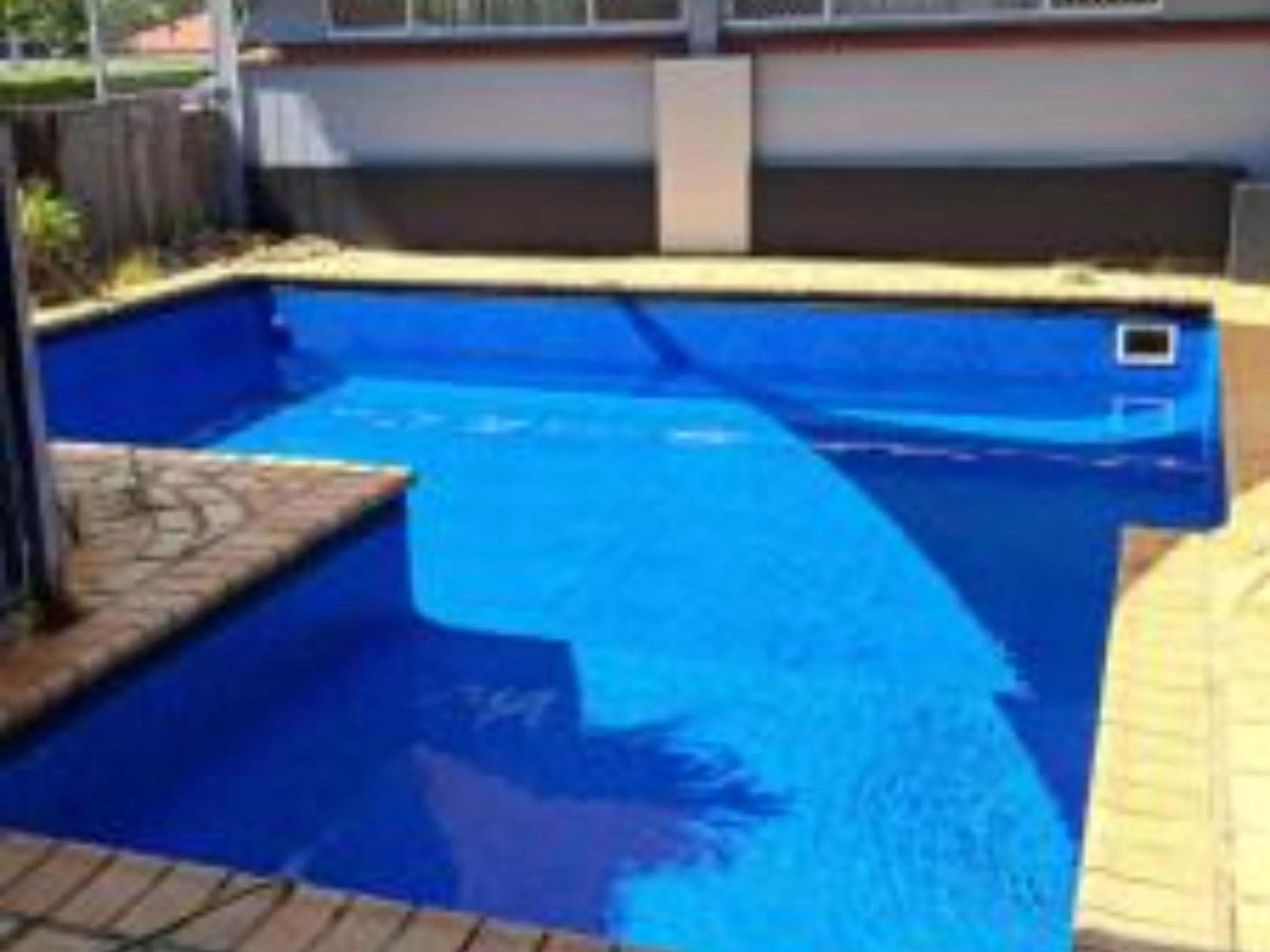 Swimming pool in Airway Motel