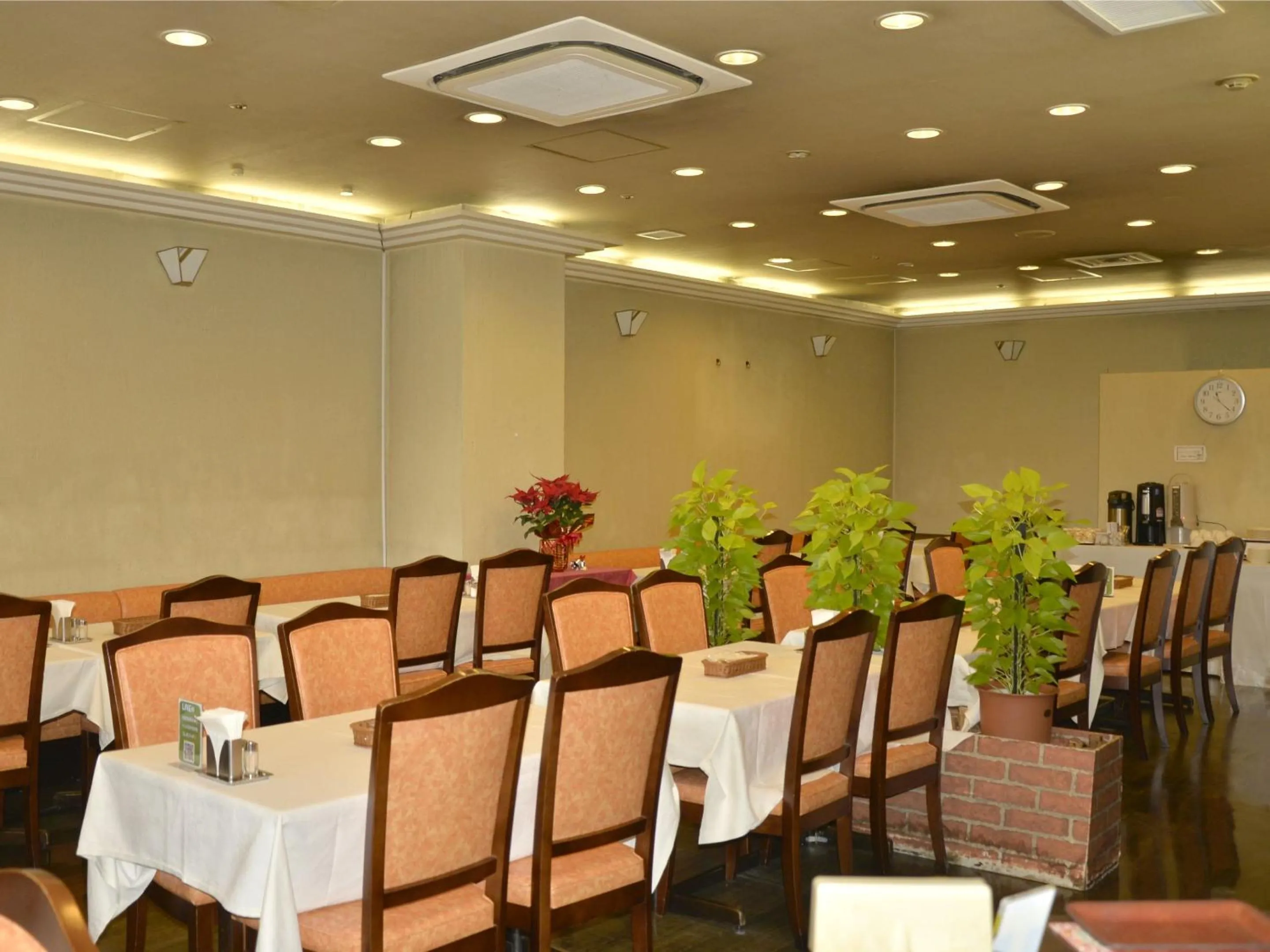 Restaurant/places to eat in Pulses Inn Kyoto