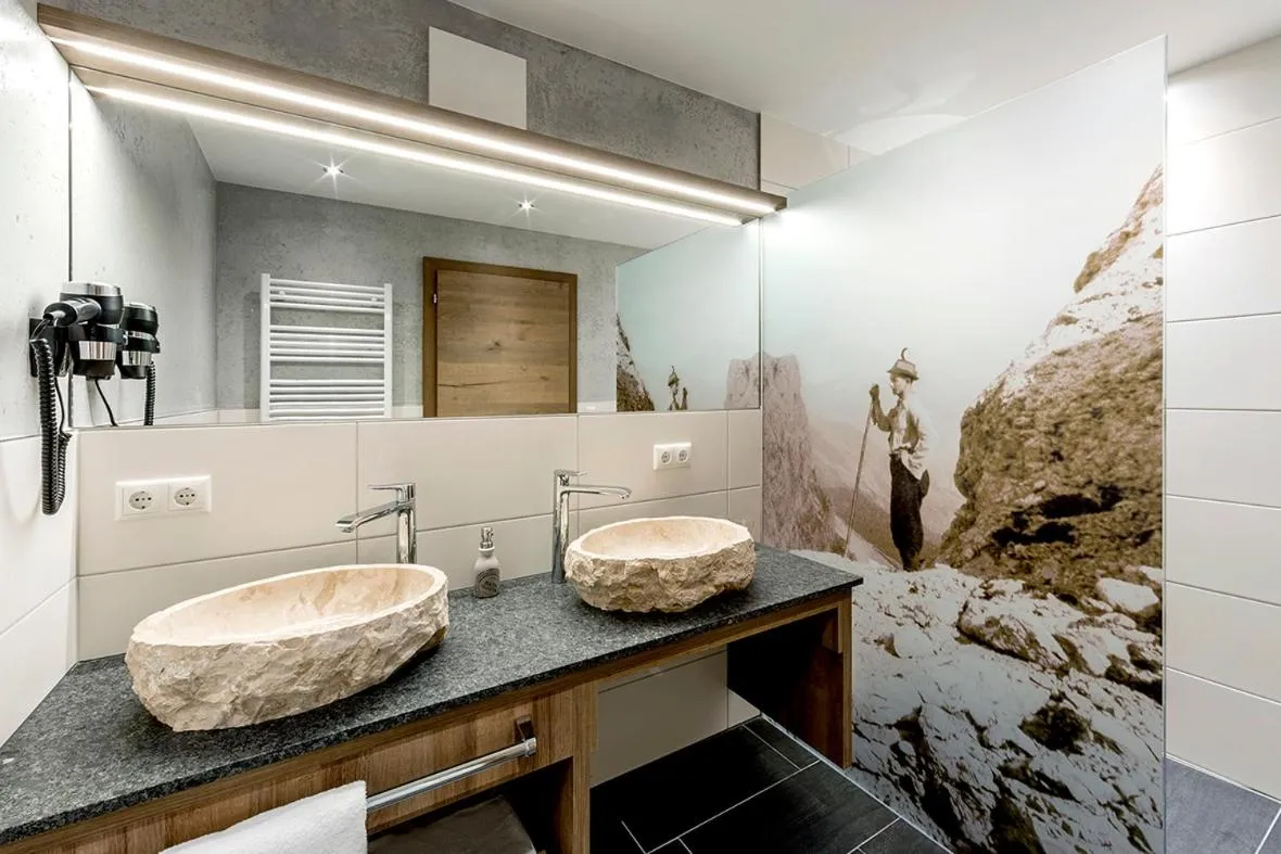 Bathroom in Leamwirt