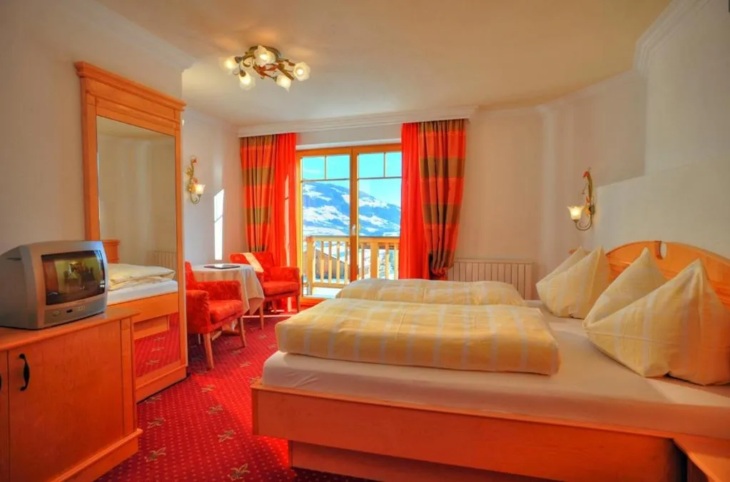 Photo of the whole room, Bed in Leamwirt