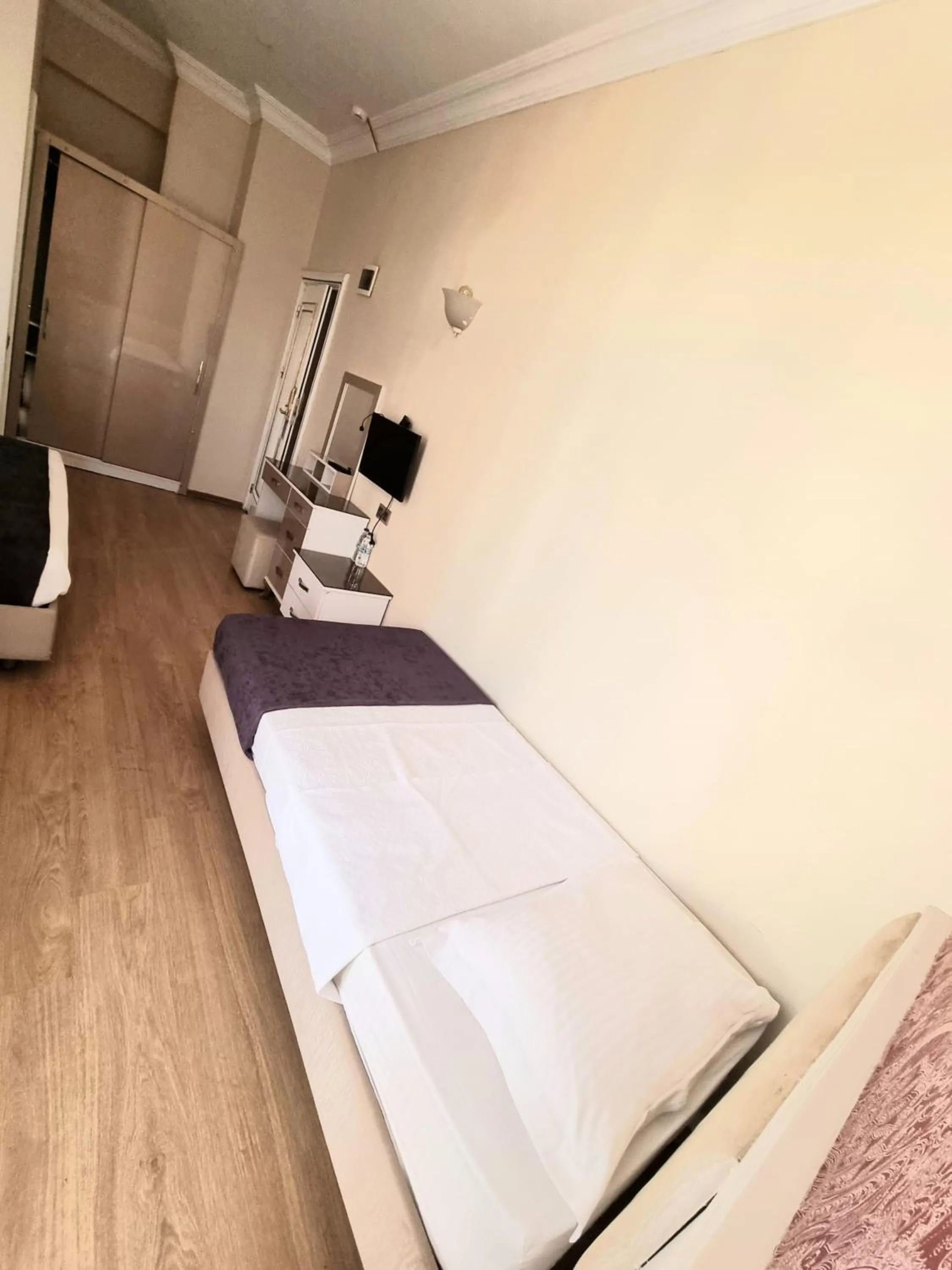 Bedroom in Europa Hotel Selale