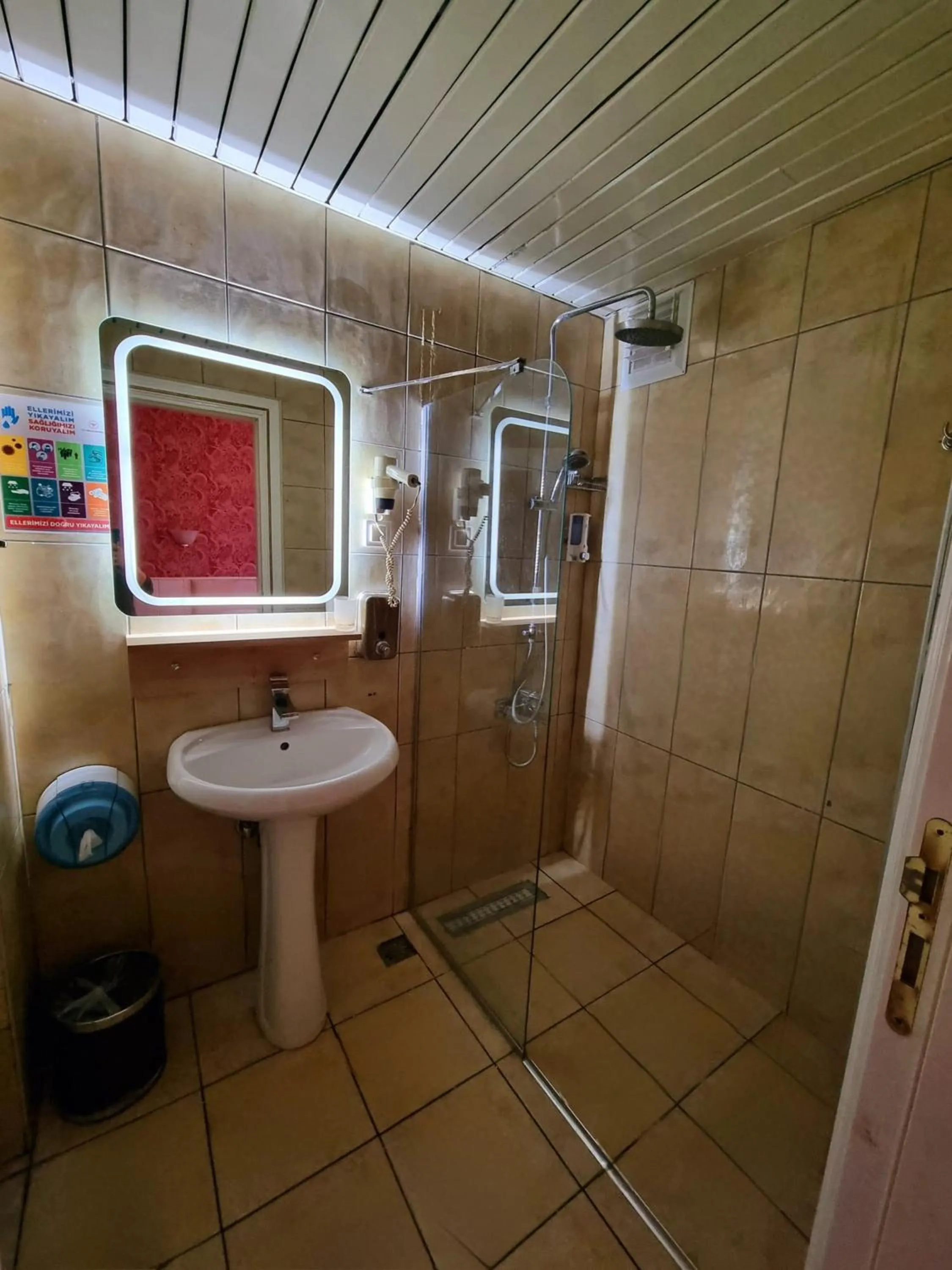 Bathroom in Europa Hotel Selale