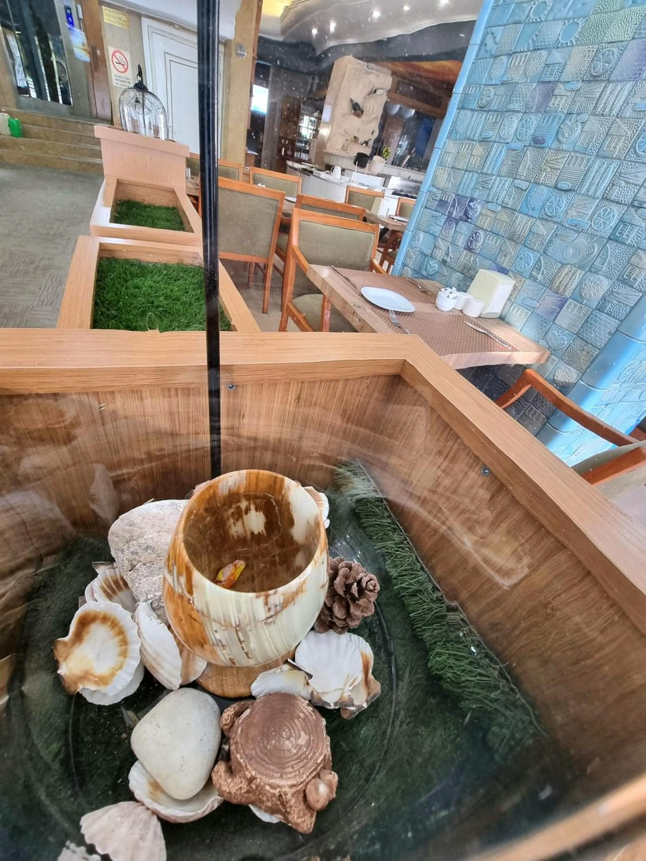 Restaurant/places to eat in Europa Hotel Selale