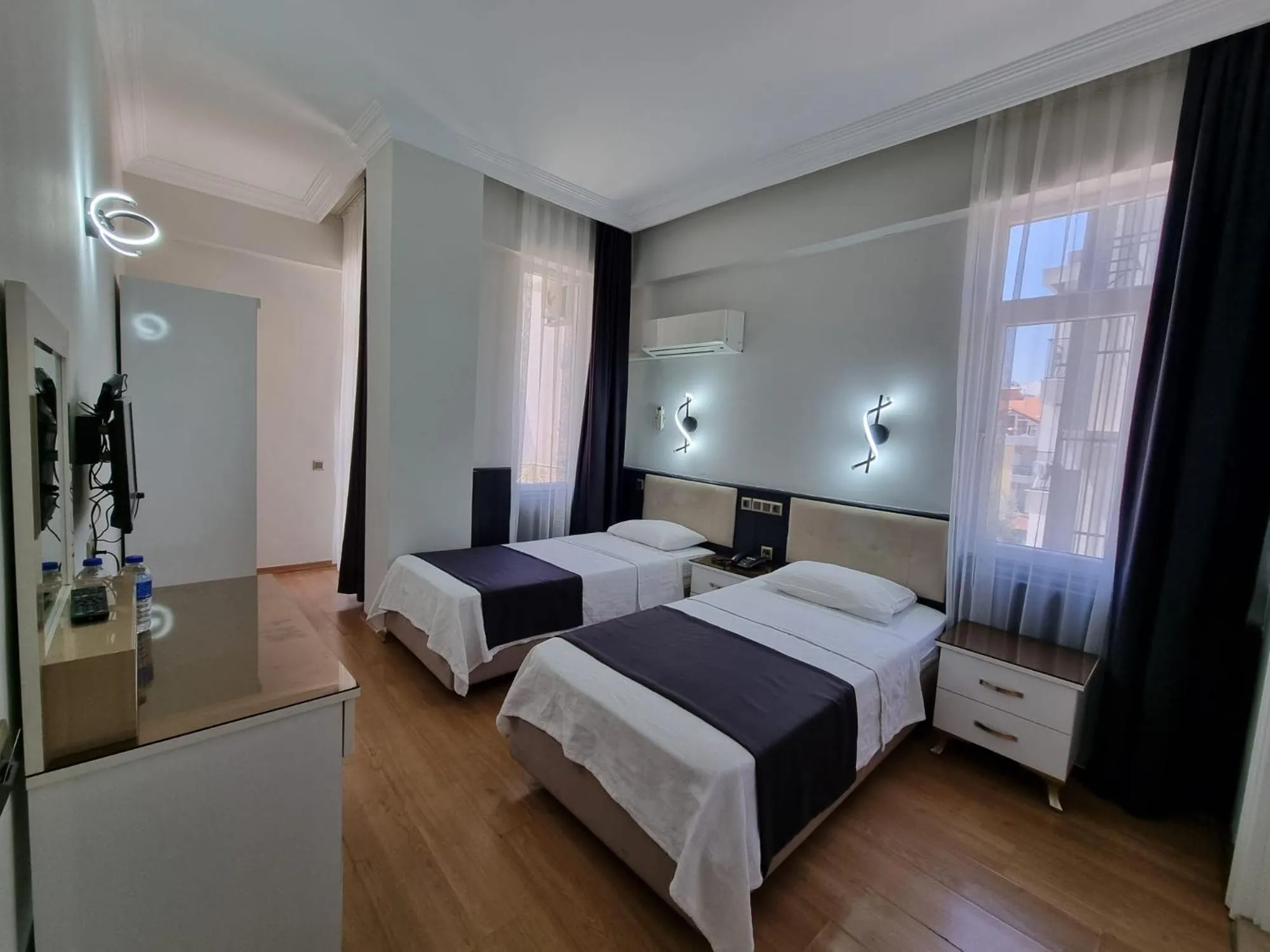 Photo of the whole room in Europa Hotel Selale